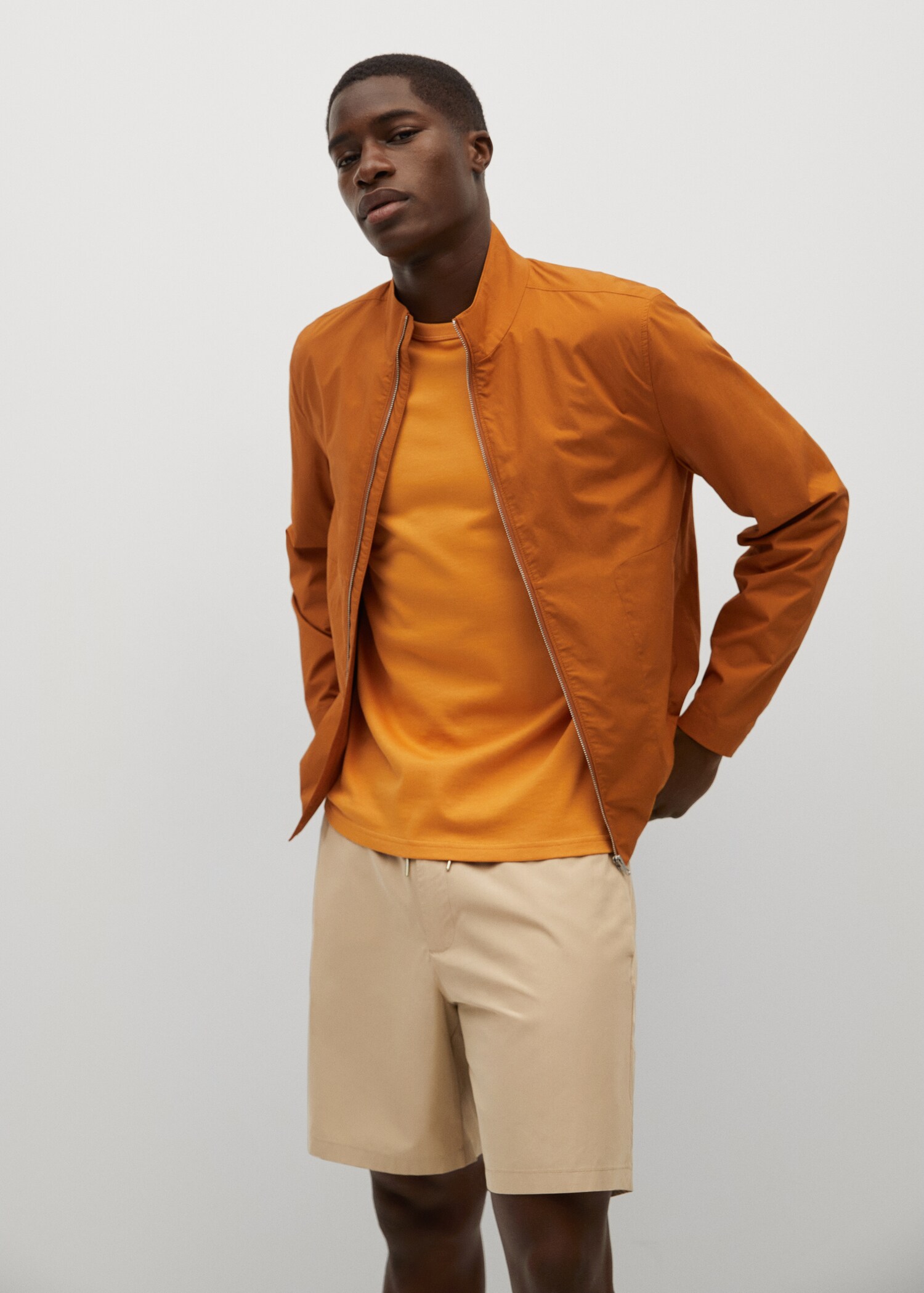 Bermudas jogger algodón Tencel - Plano medio