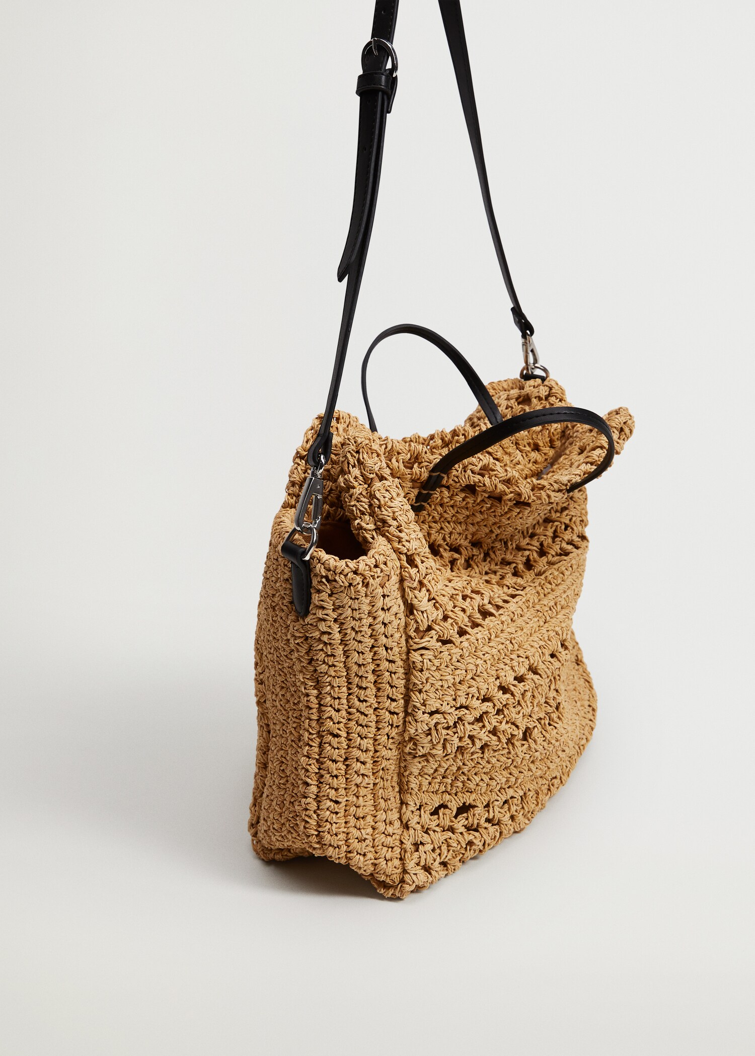 Kabelka z rafie handmade - Náhled ve středové rovině