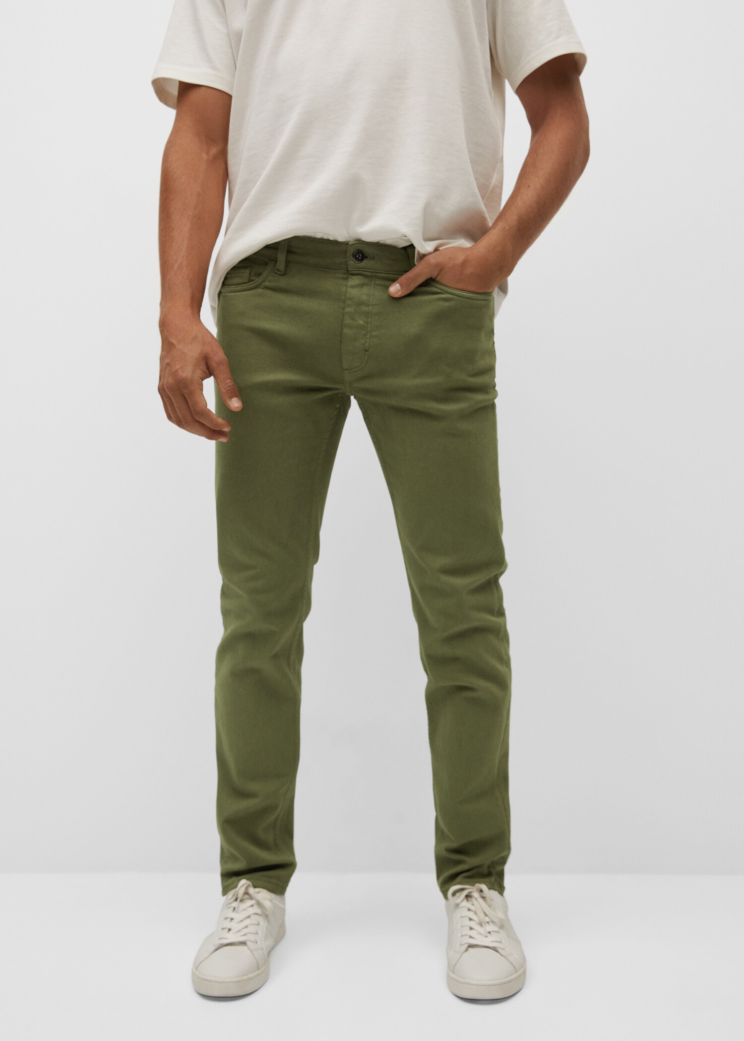 Slim-fit colored jeans - Medium plane