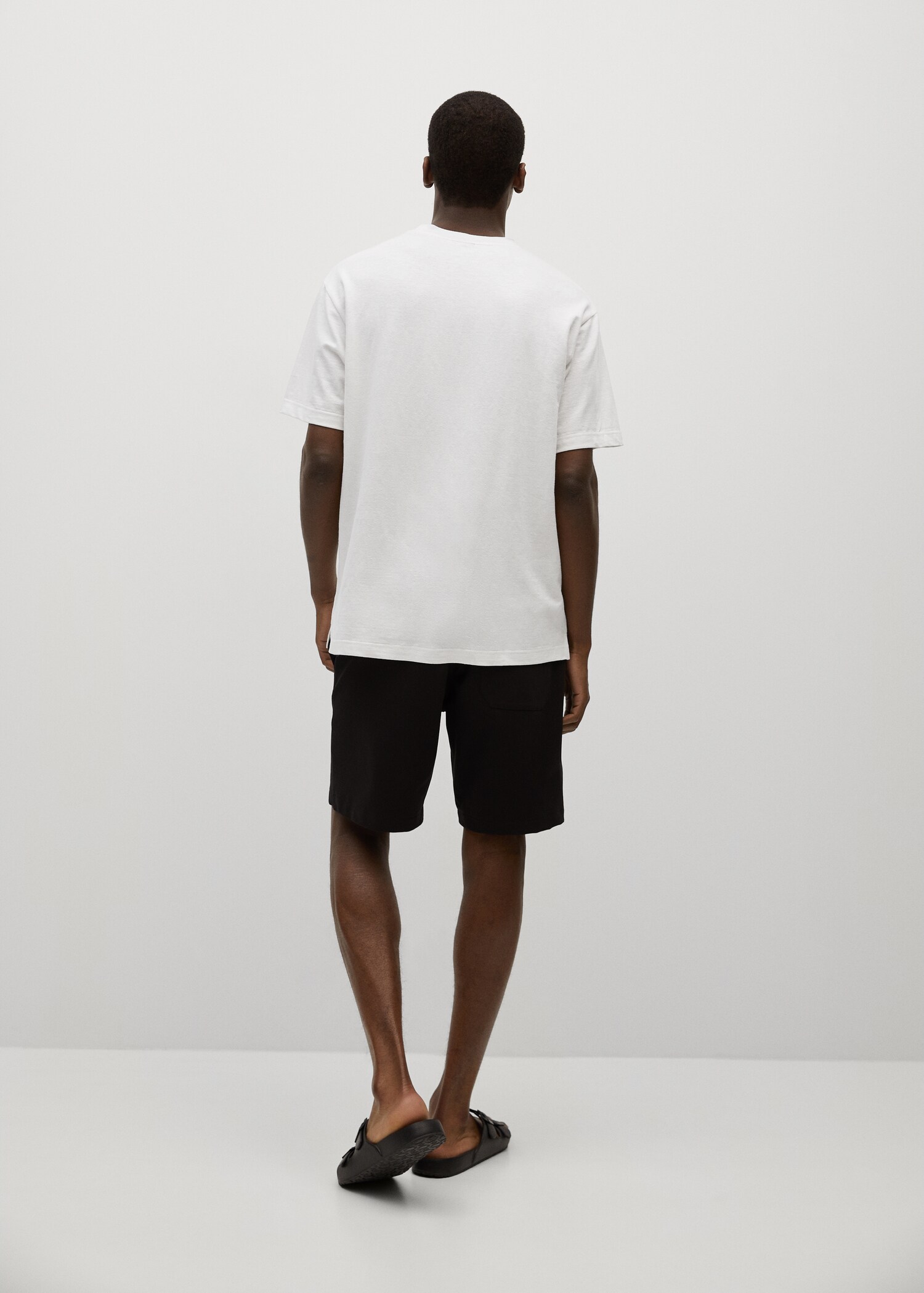 Camiseta lino stretch premium - Reverso del artículo