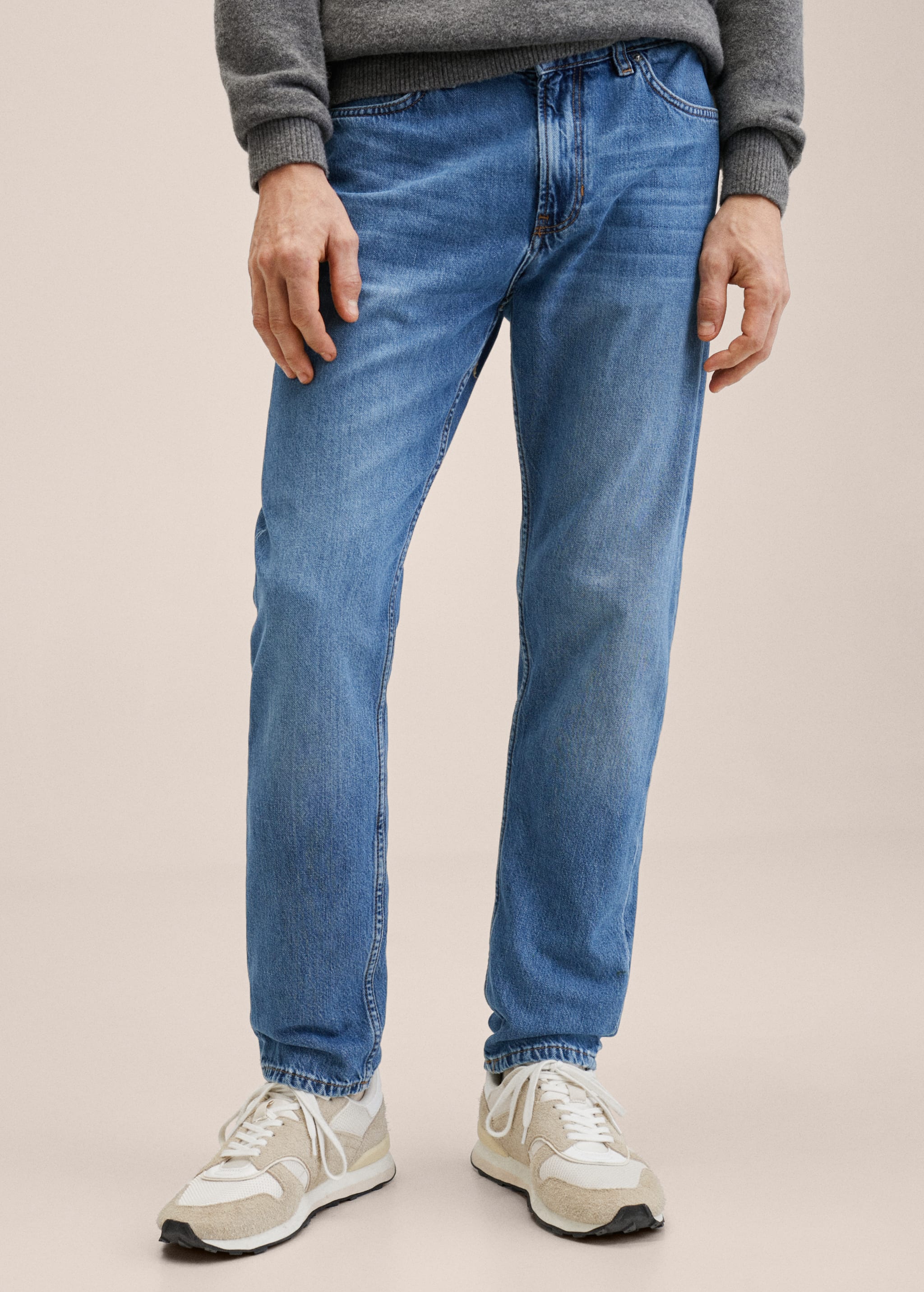 Straight-fit medium wash Bob jeans - Medium plane