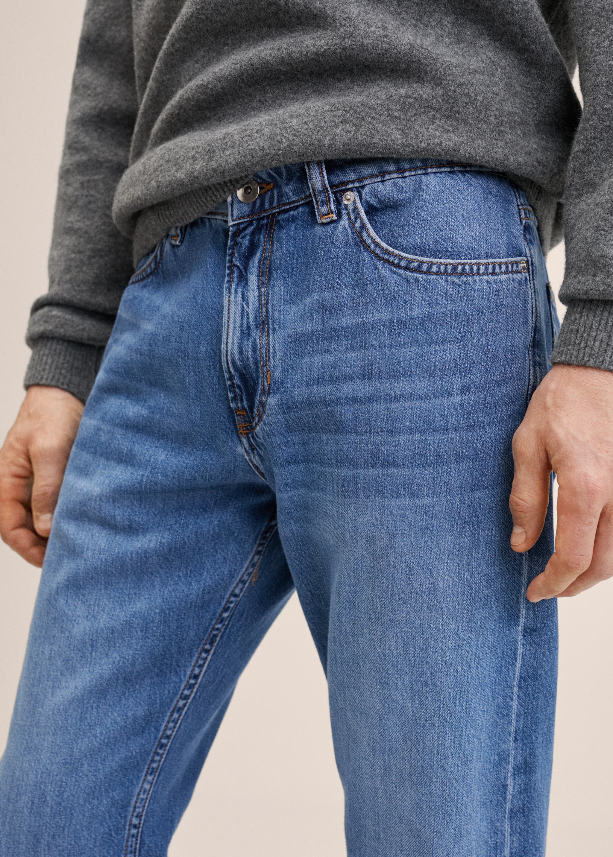 Straight-fit medium wash Bob jeans - Details of the article 1