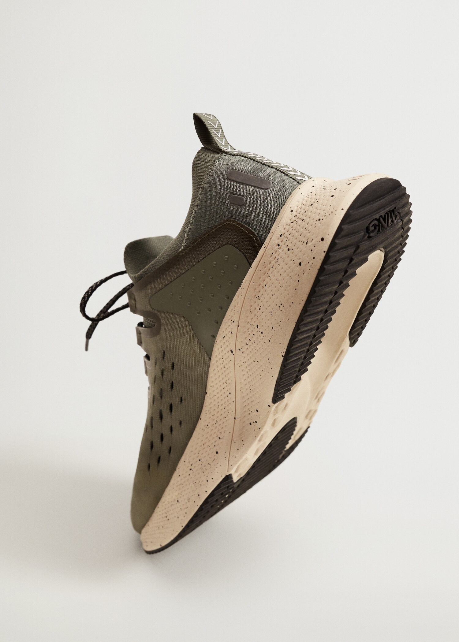 Running shoes - Details of the article 3