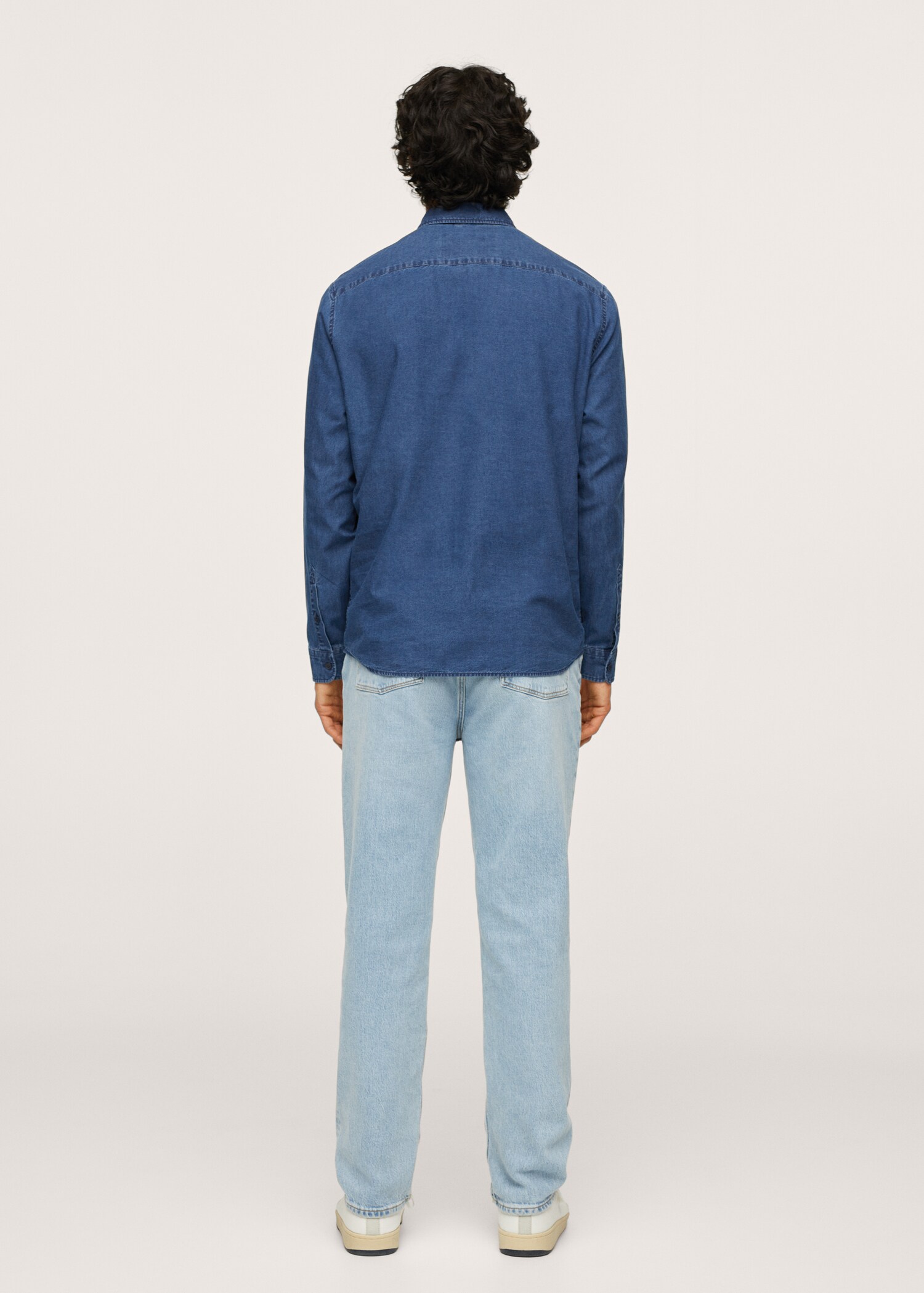 Regular Fit-Jeanshemd mit Tasche - Rückseite des Artikels