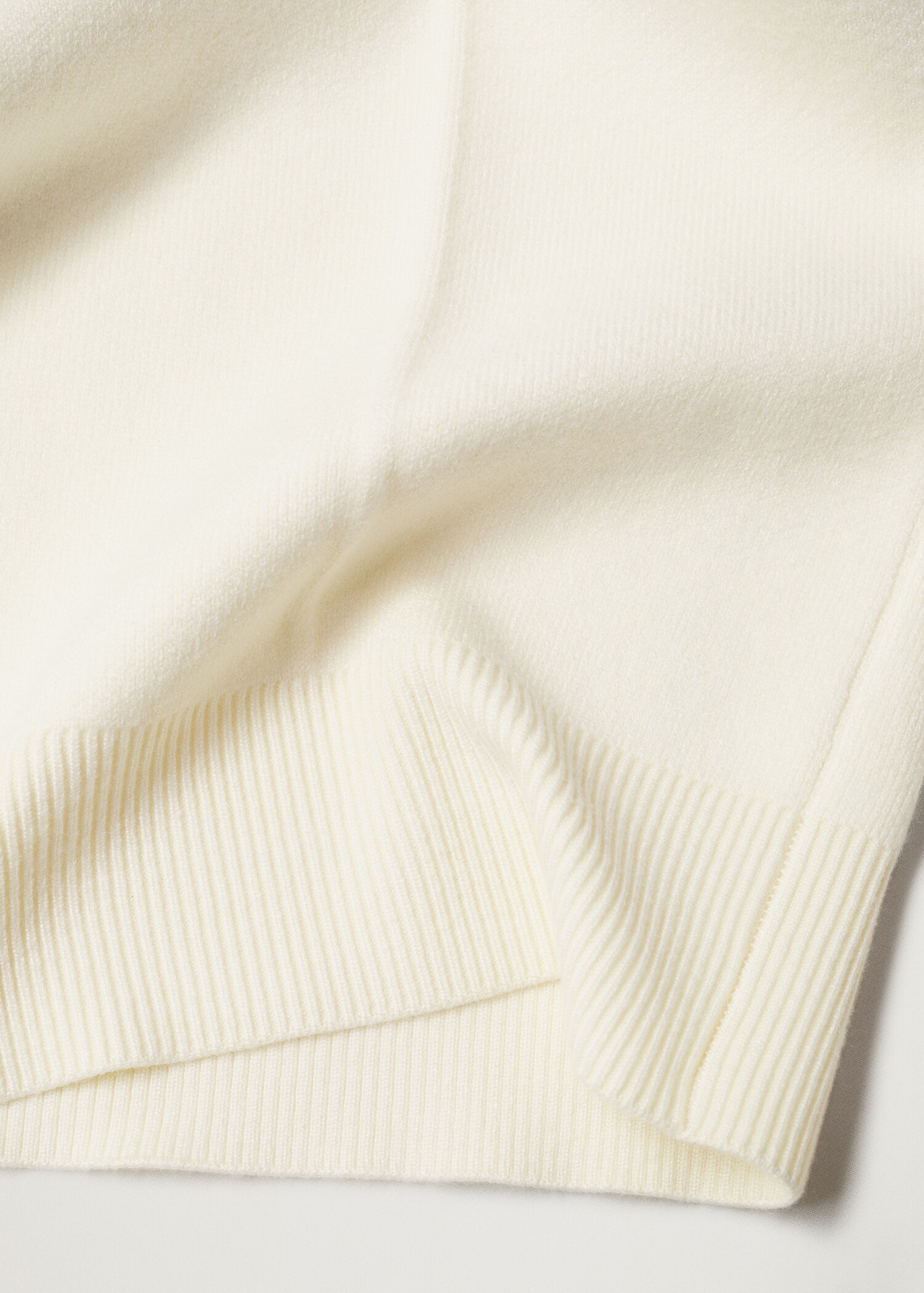 Stretch knit sweater - Details of the article 8