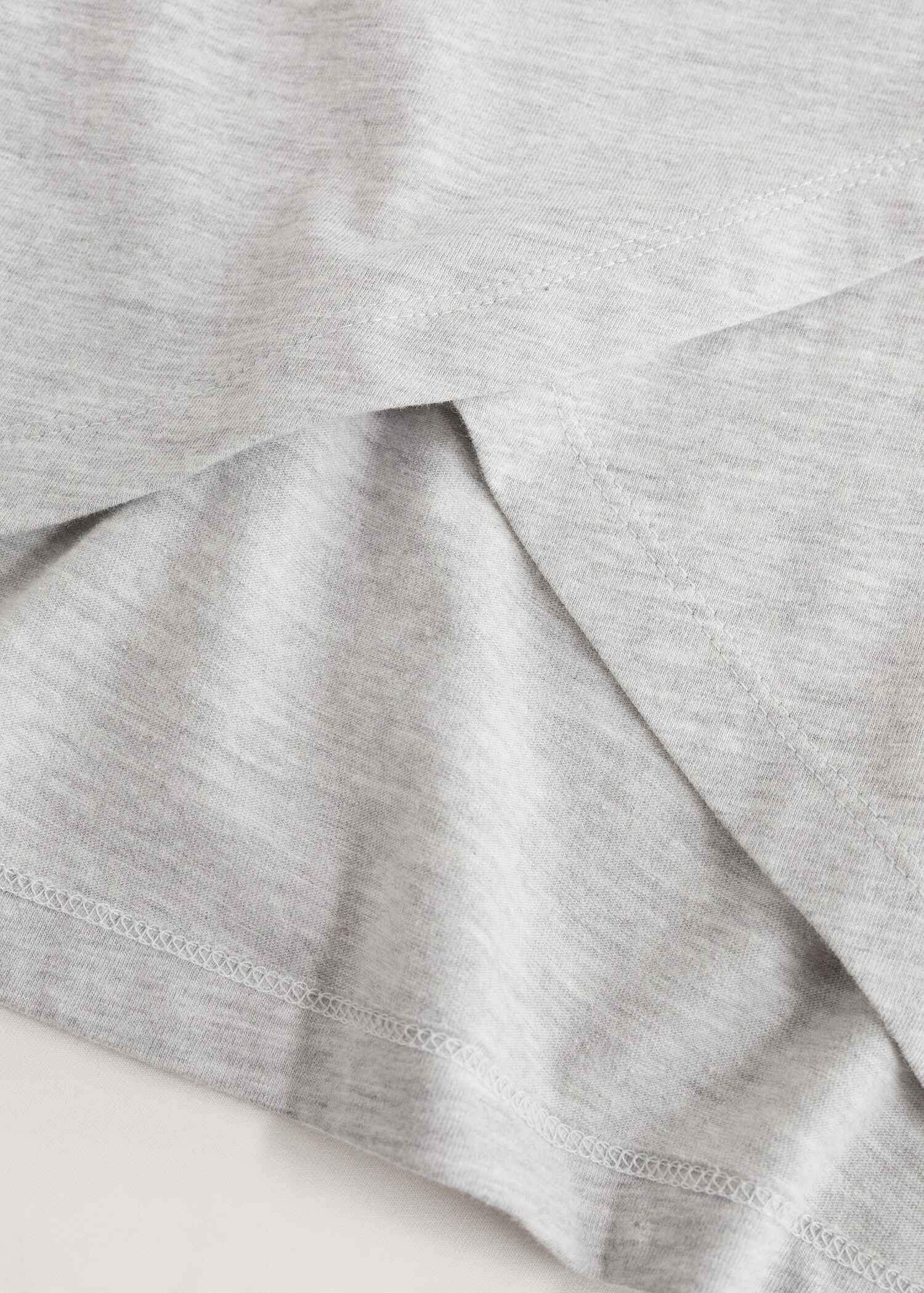 Camiseta manga larga capucha - Detalle del artículo 8