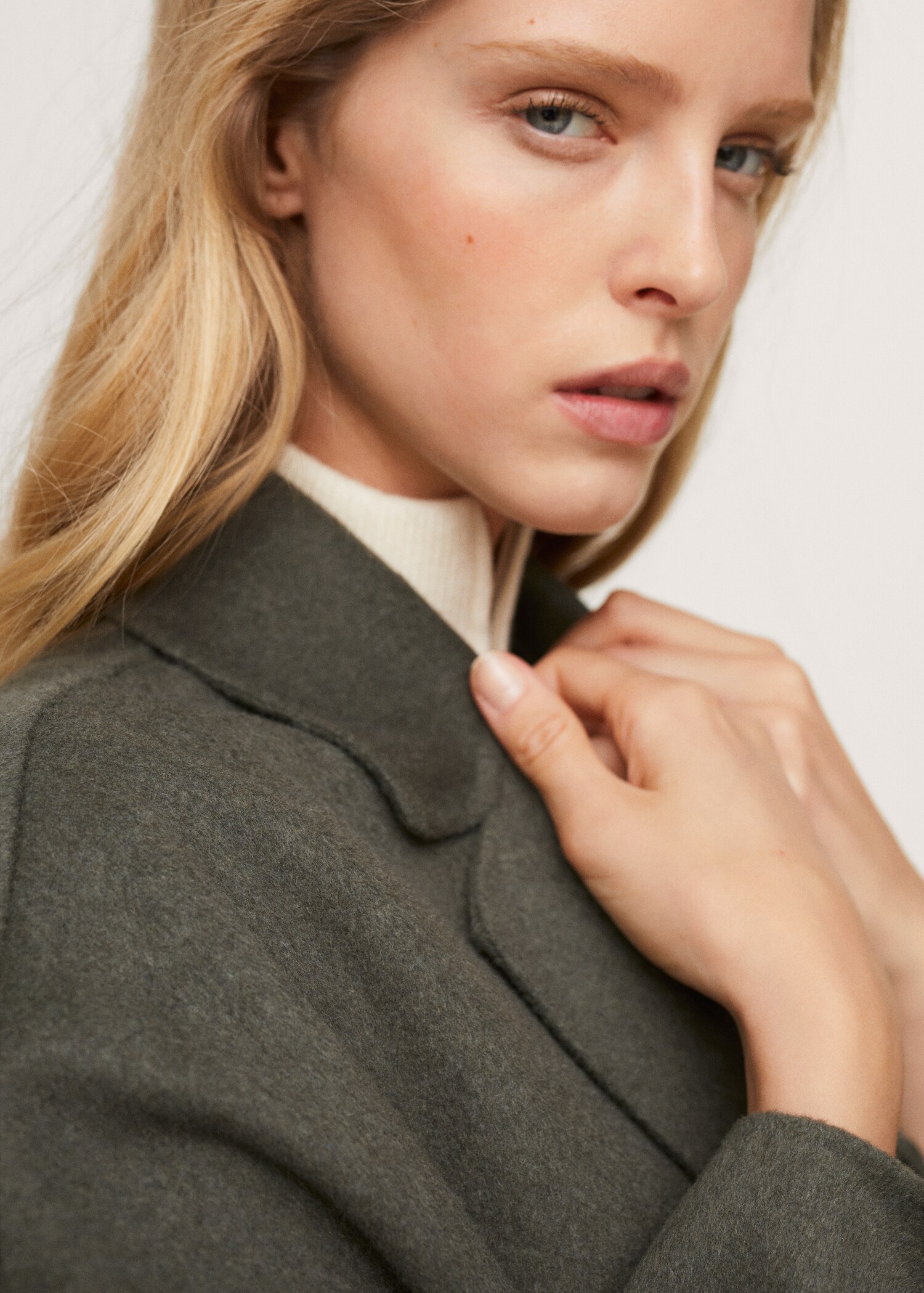 Handmade wool coat - Details of the article 4