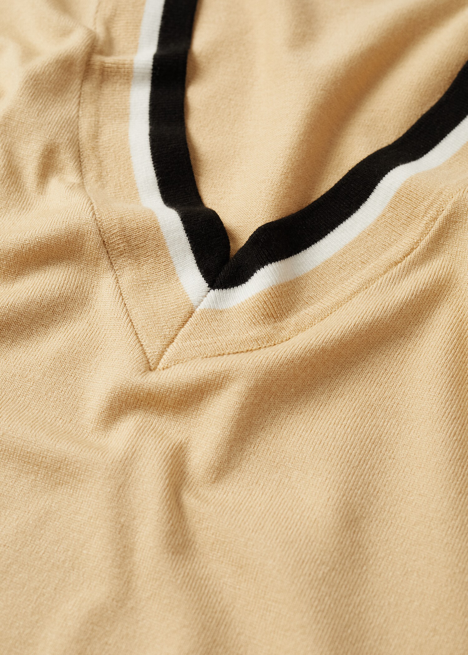 Jersey cuello pico contraste - Detalle del artículo 8