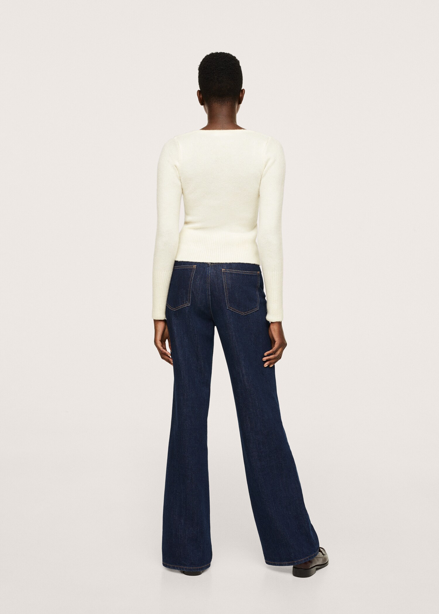 Textured knit sweater - Reverse of the article