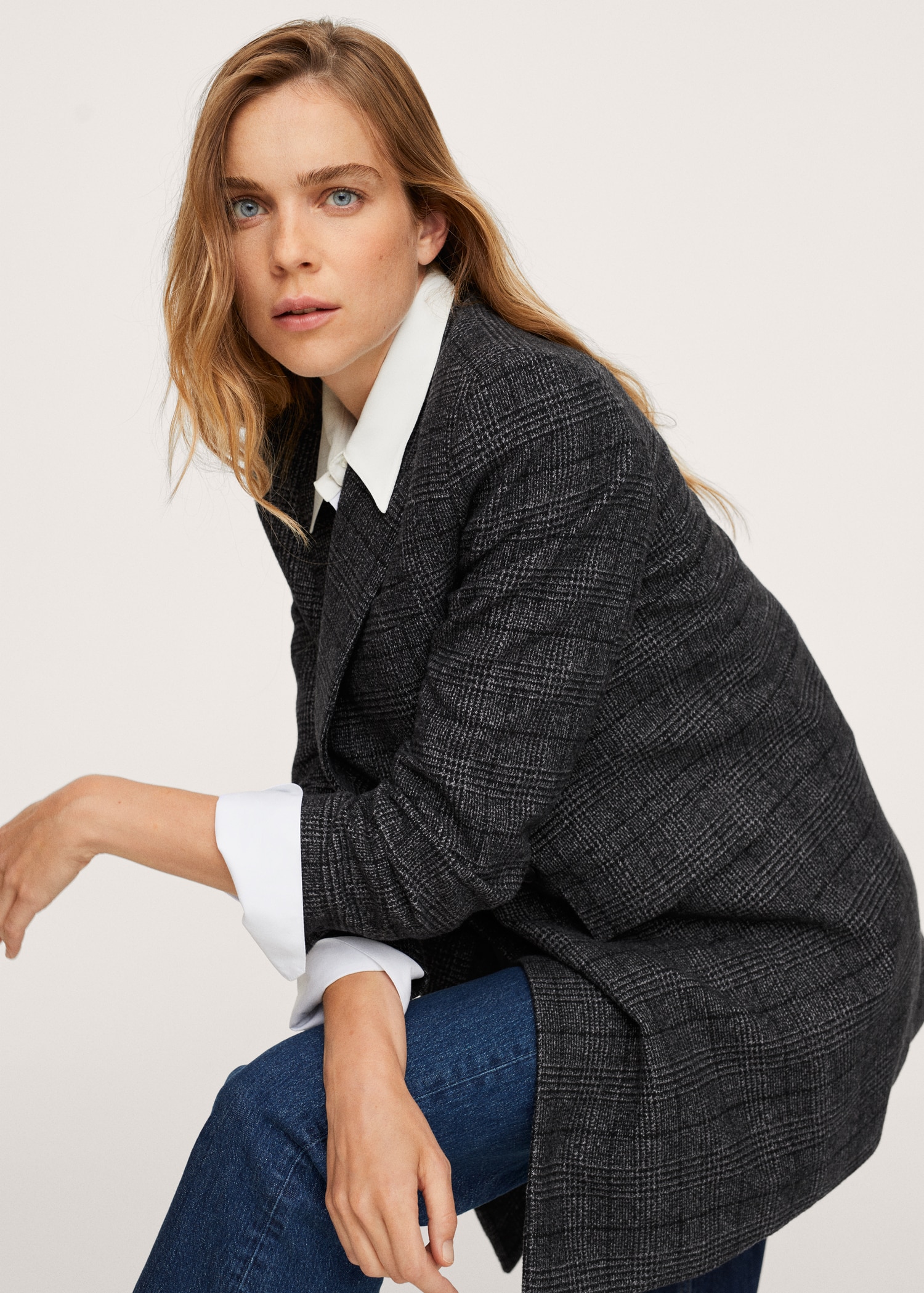 Wool double-breasted coat - Details of the article 4