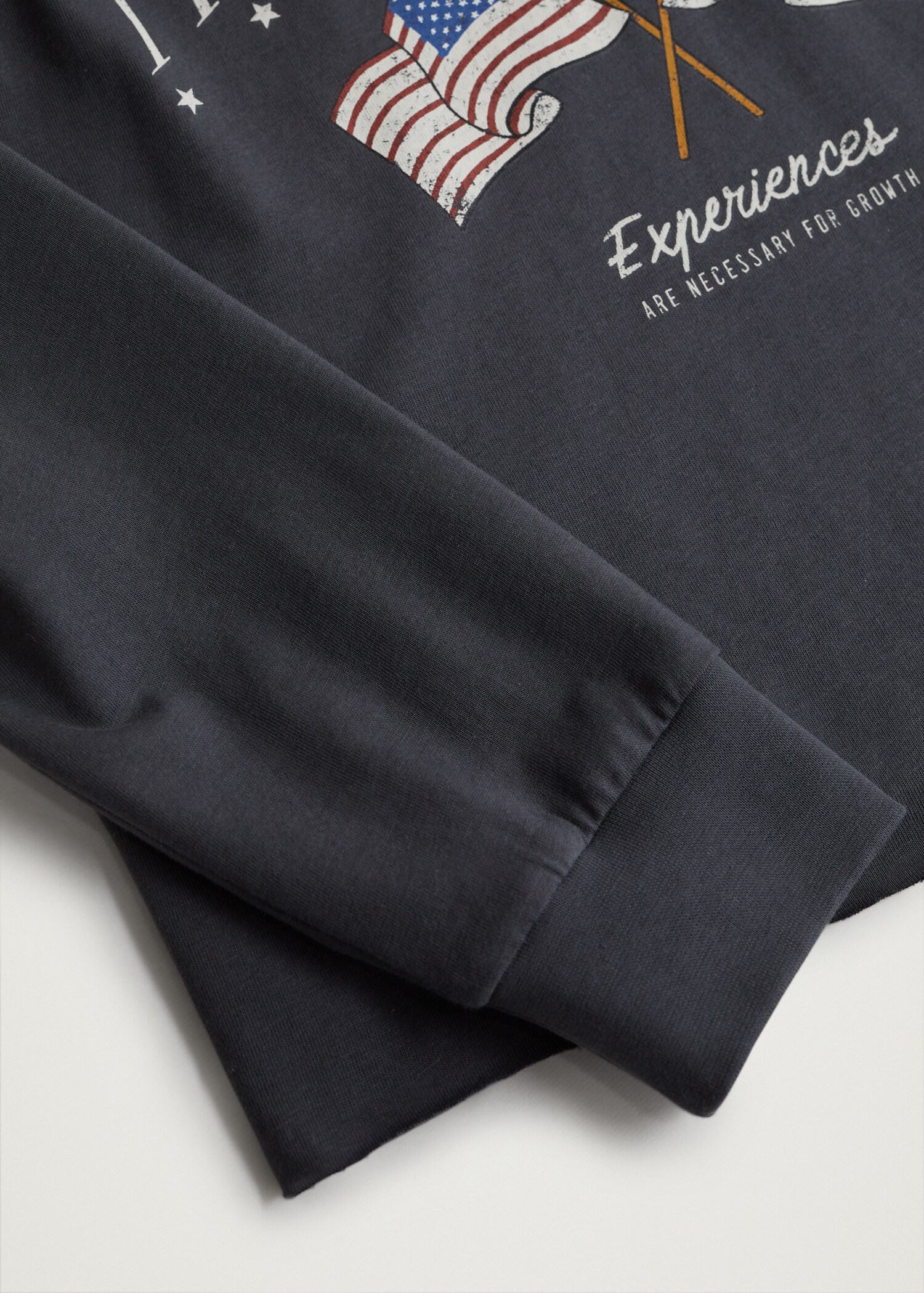 Camiseta manga larga estampada - Detalle del artículo 8