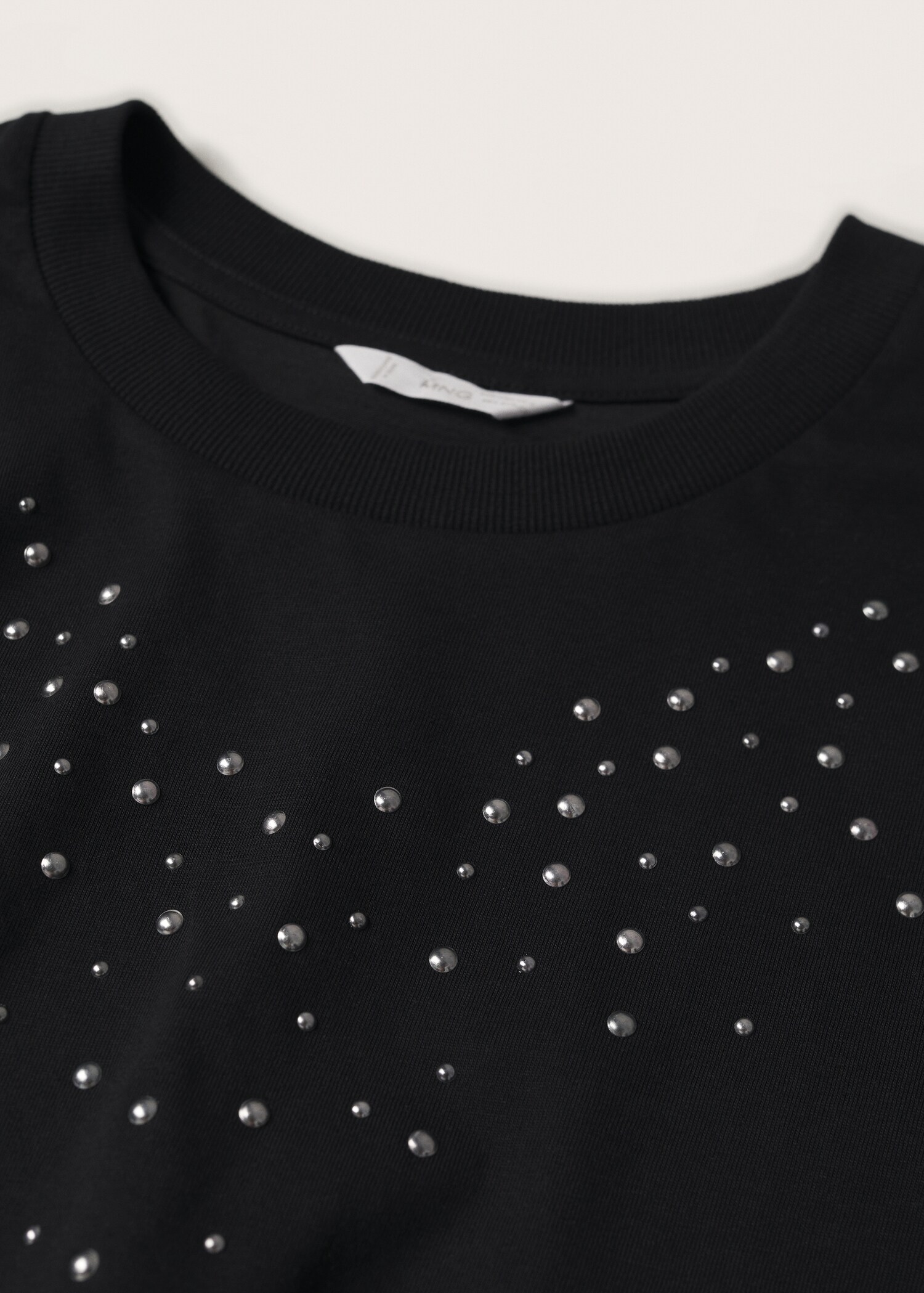 Camiseta manga larga tachuelas - Detalle del artículo 8