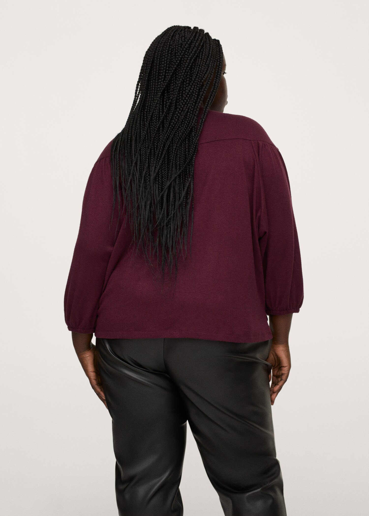 Buttoned long sleeve t-shirt - Reverse of the article