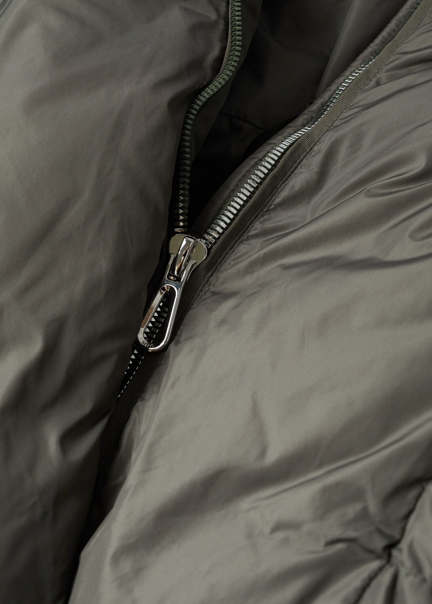 Anorak acolchado cuello pelo - Detalle del artículo 8