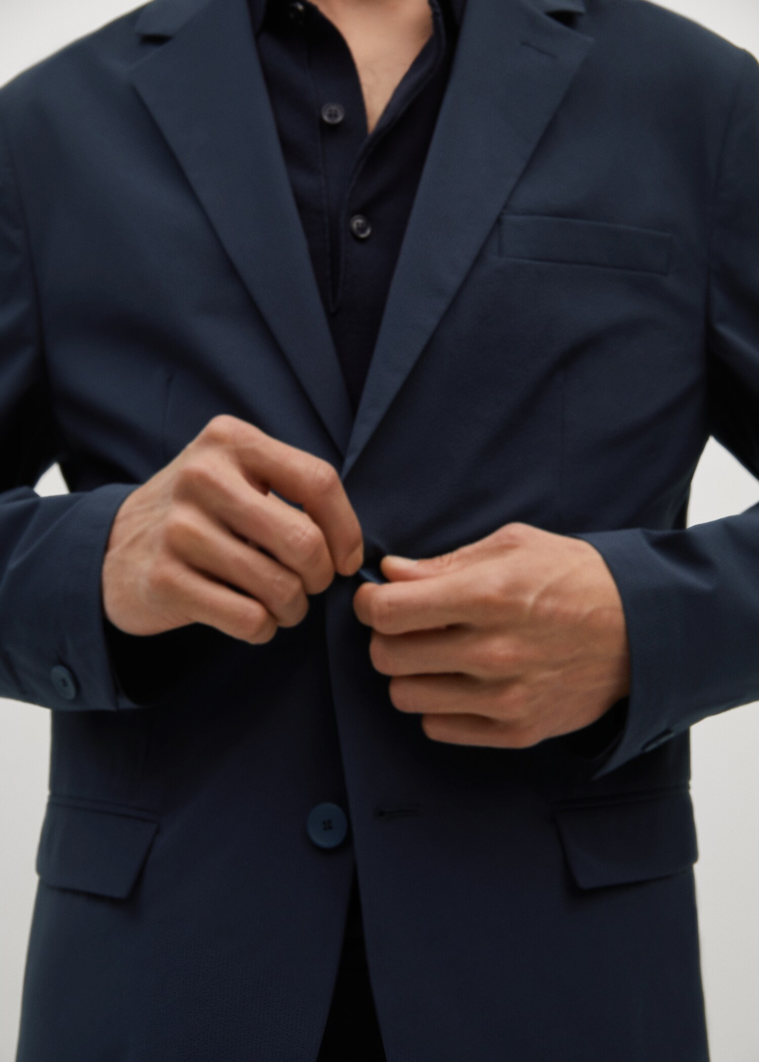 Slim-fit seersucker stretch suit jacket - Details of the article 1