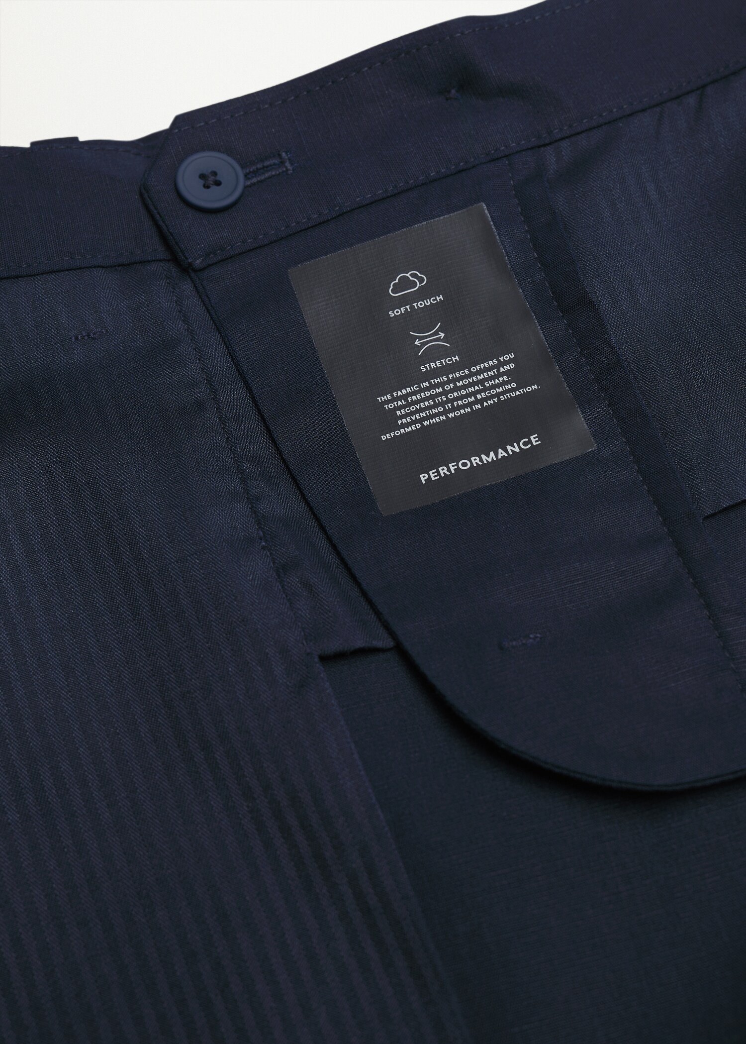 Linen lyocell chino shorts - Details of the article 8