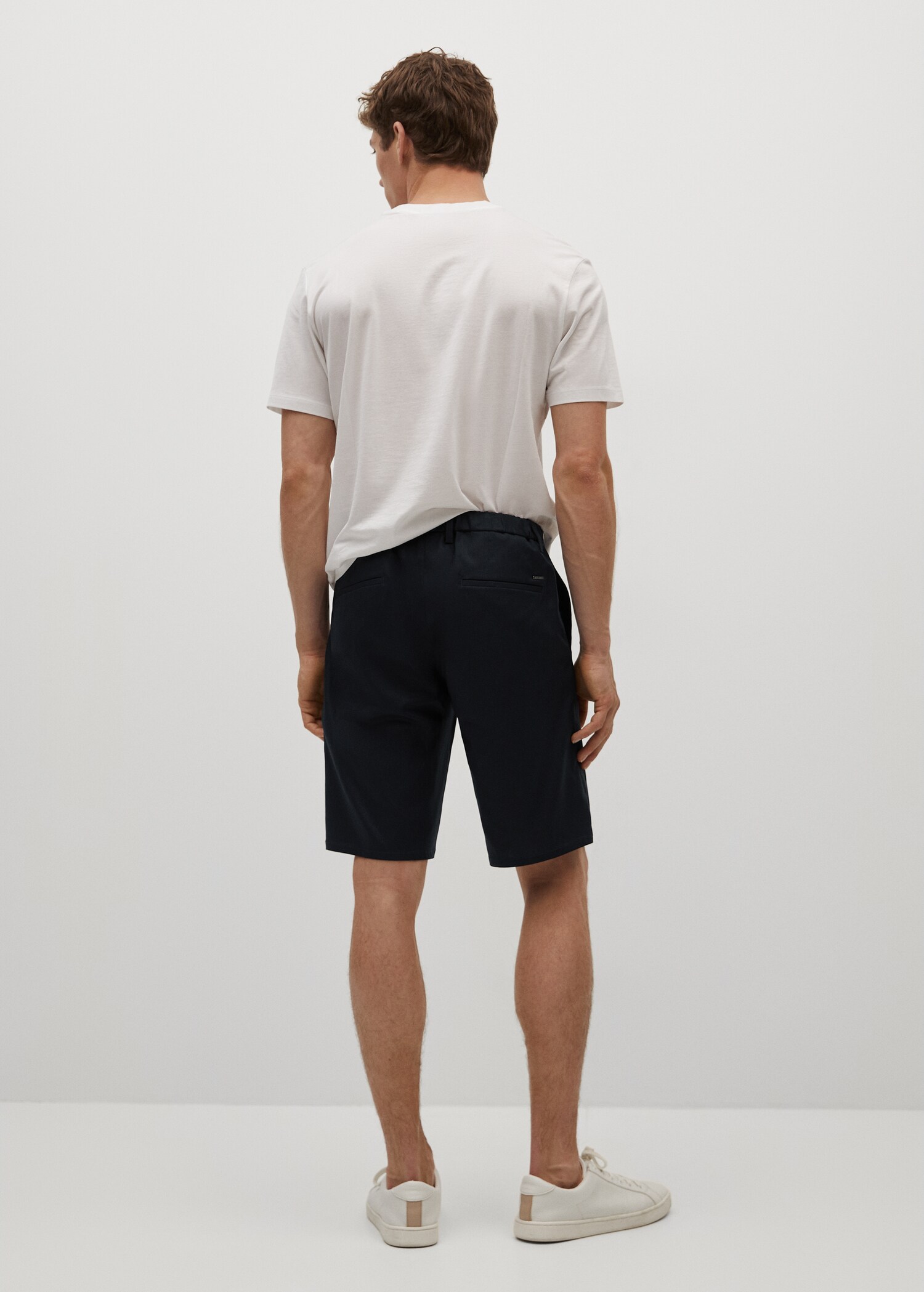 Linen lyocell chino shorts - Reverse of the article