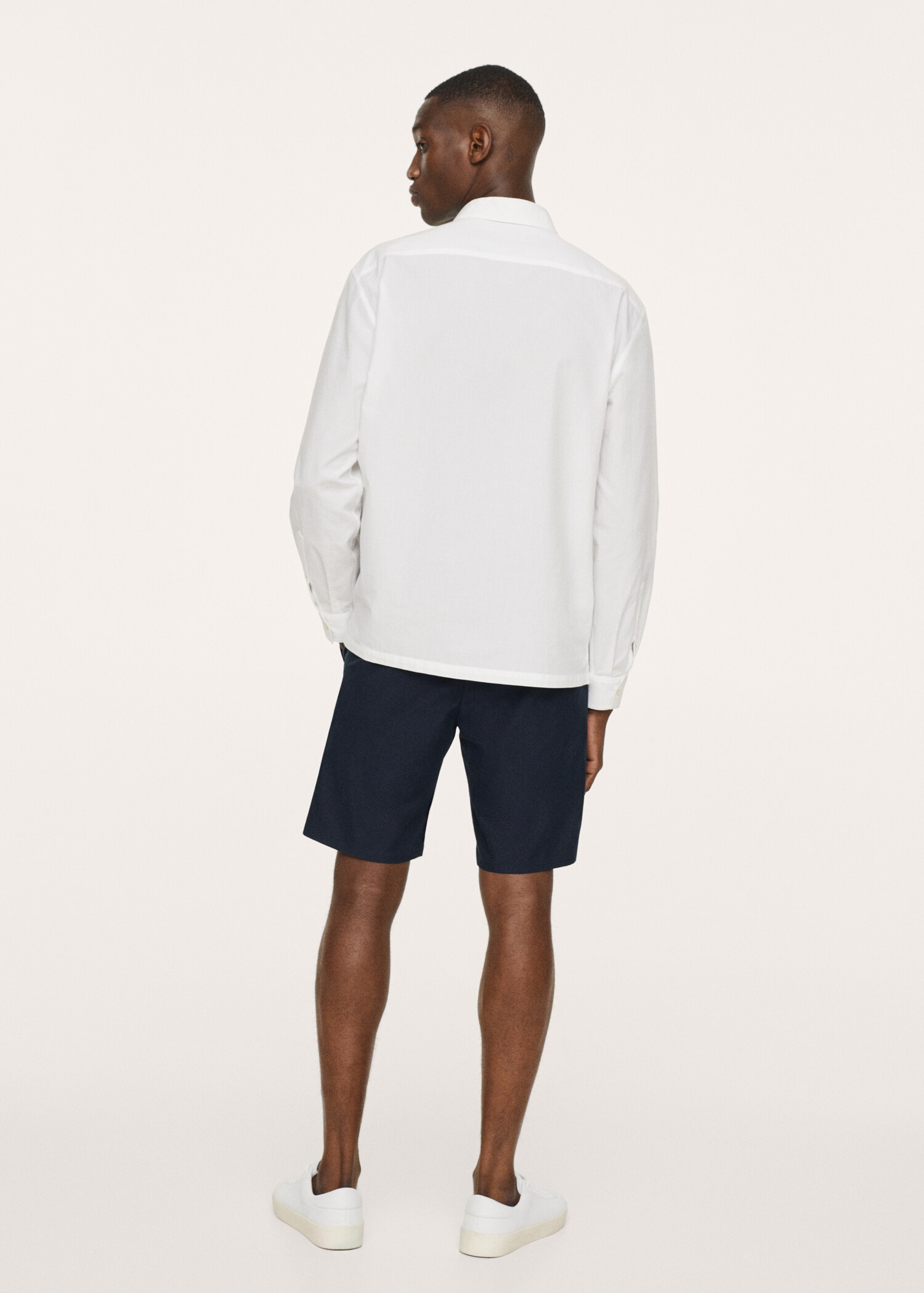 Bavlněné bermudy chino slim fit - Zadní strana zboží