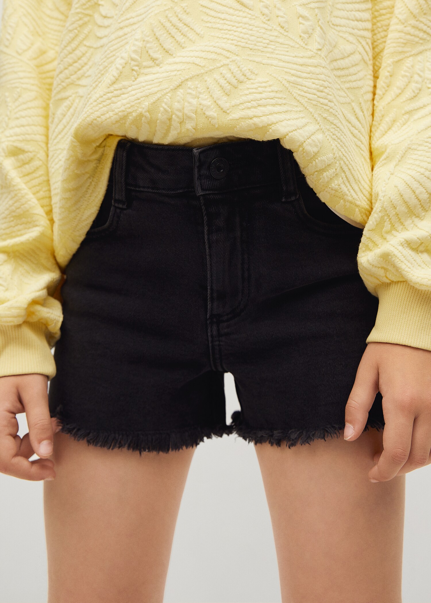 Short denim bajo deshilachado - Detalle del artículo 1