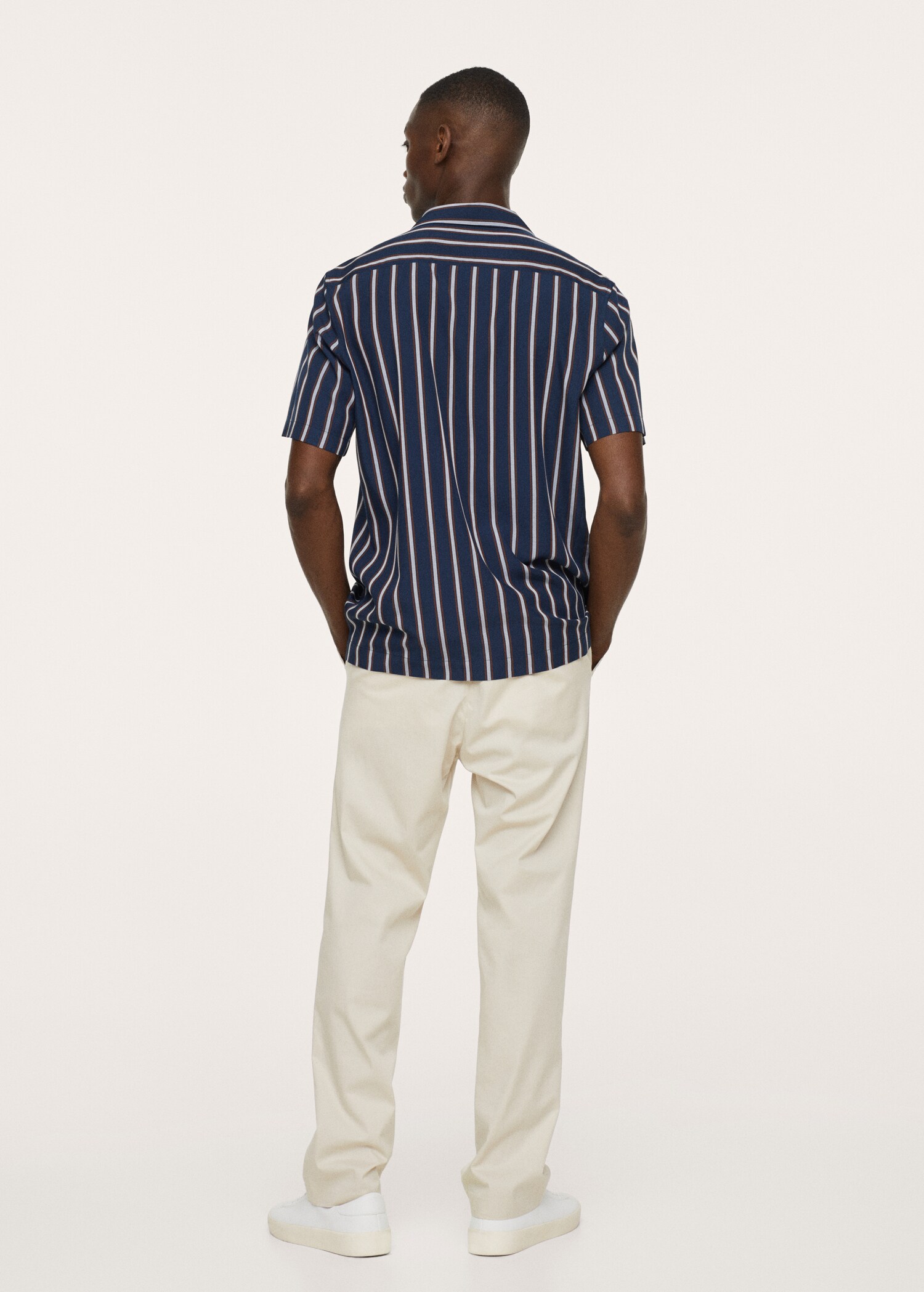 Striped bowling fluid shirt - Reverse of the article