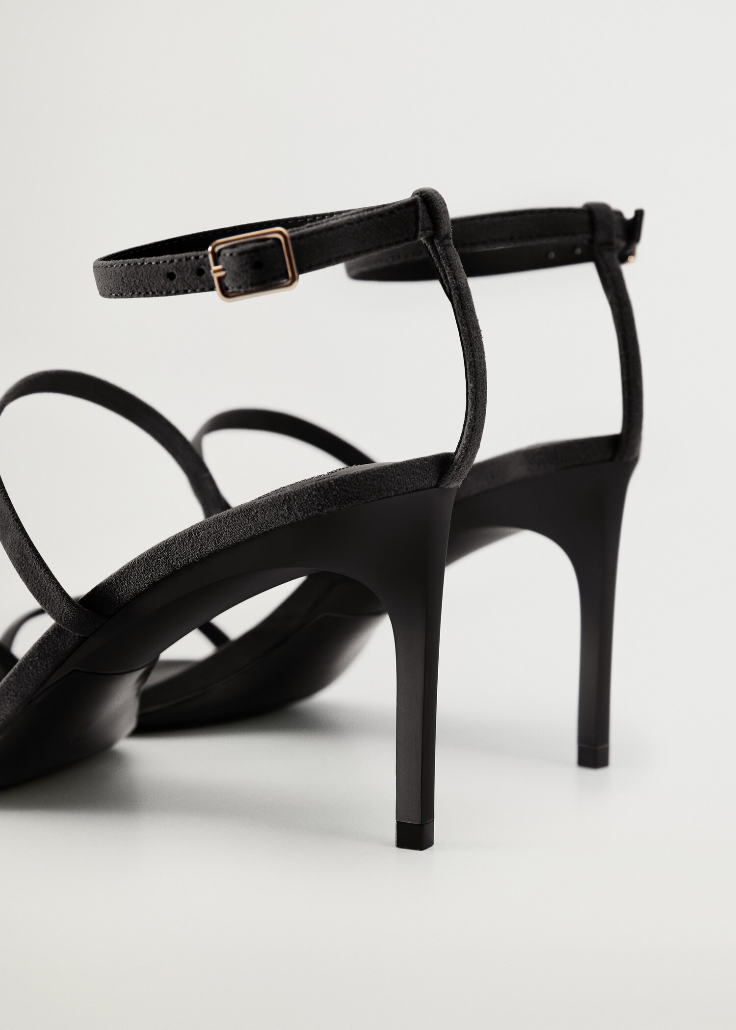 Heeled leather sandals with straps - Details of the article 2