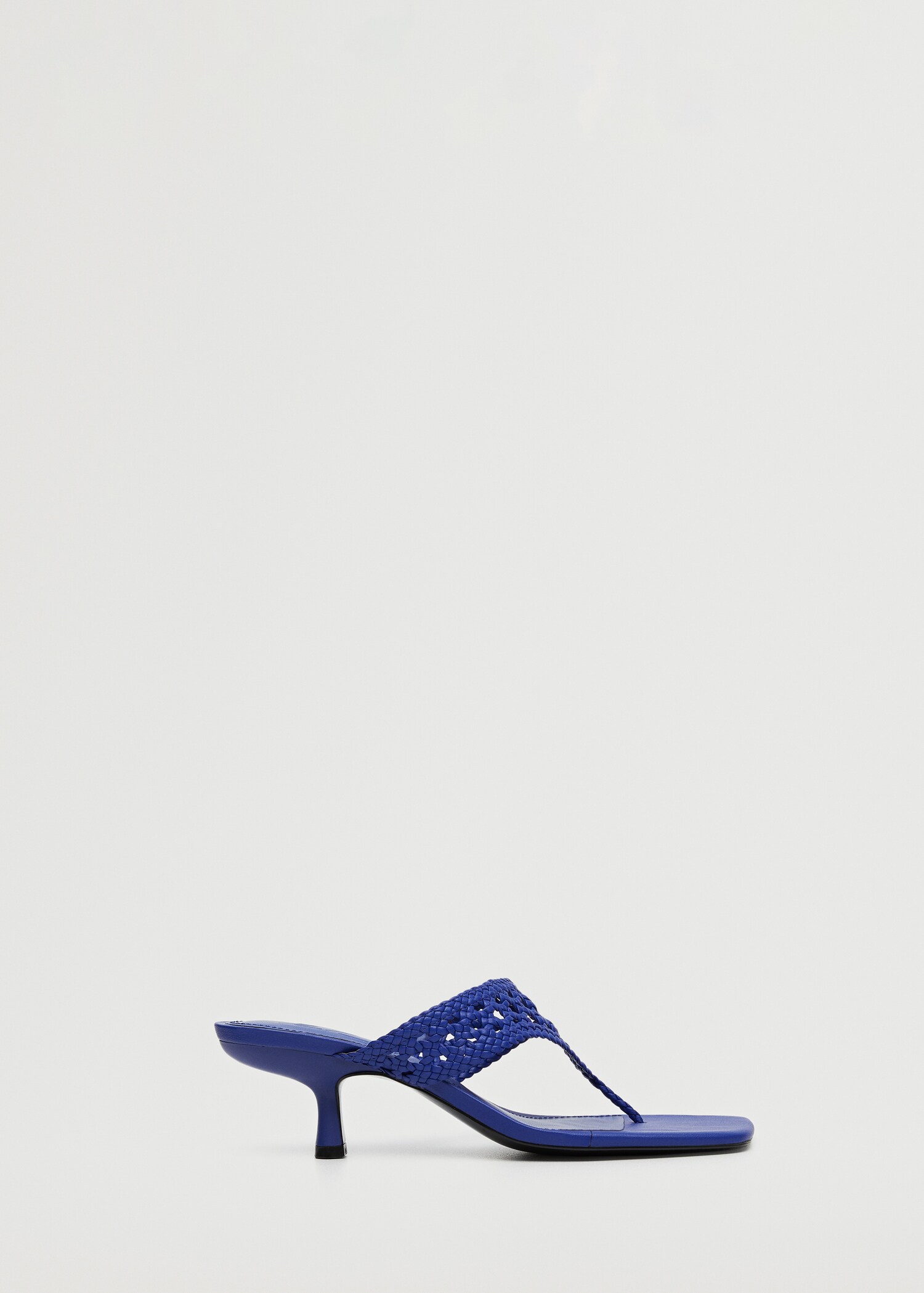 Braided heel design sandals  - Article without model