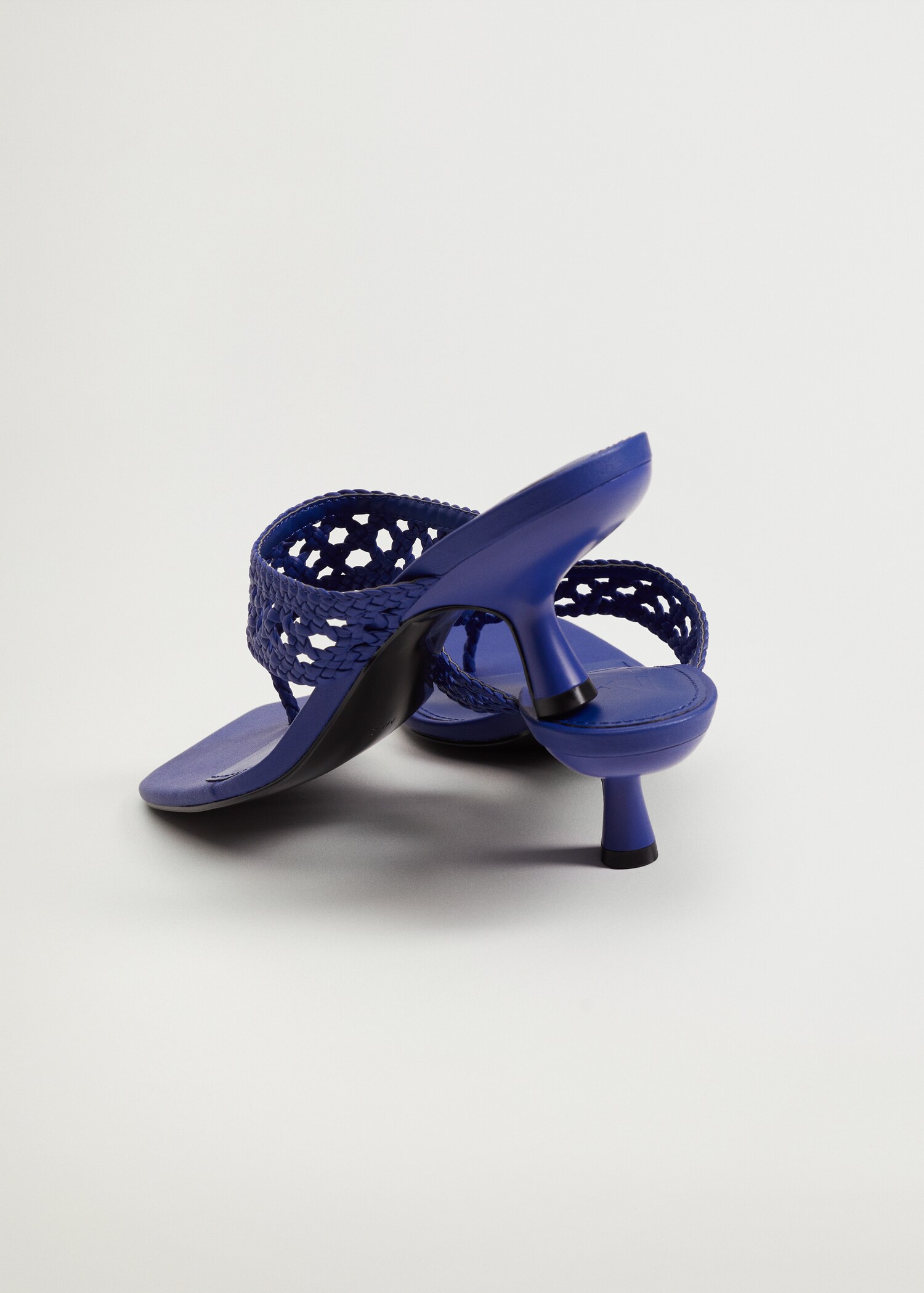 Braided heel design sandals  - Details of the article 2