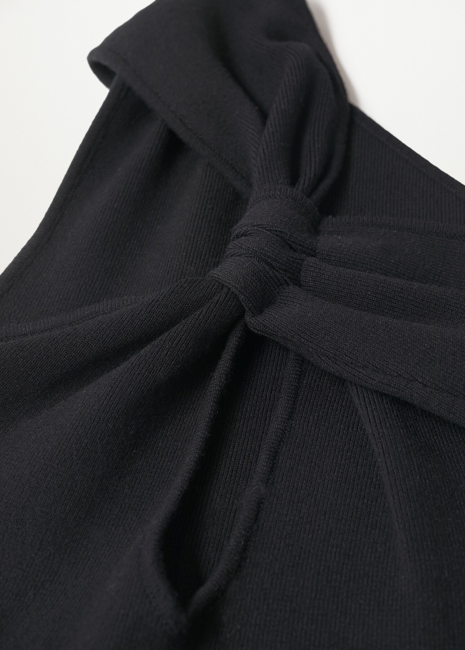 Asymmetrical knit dress - Details of the article 8