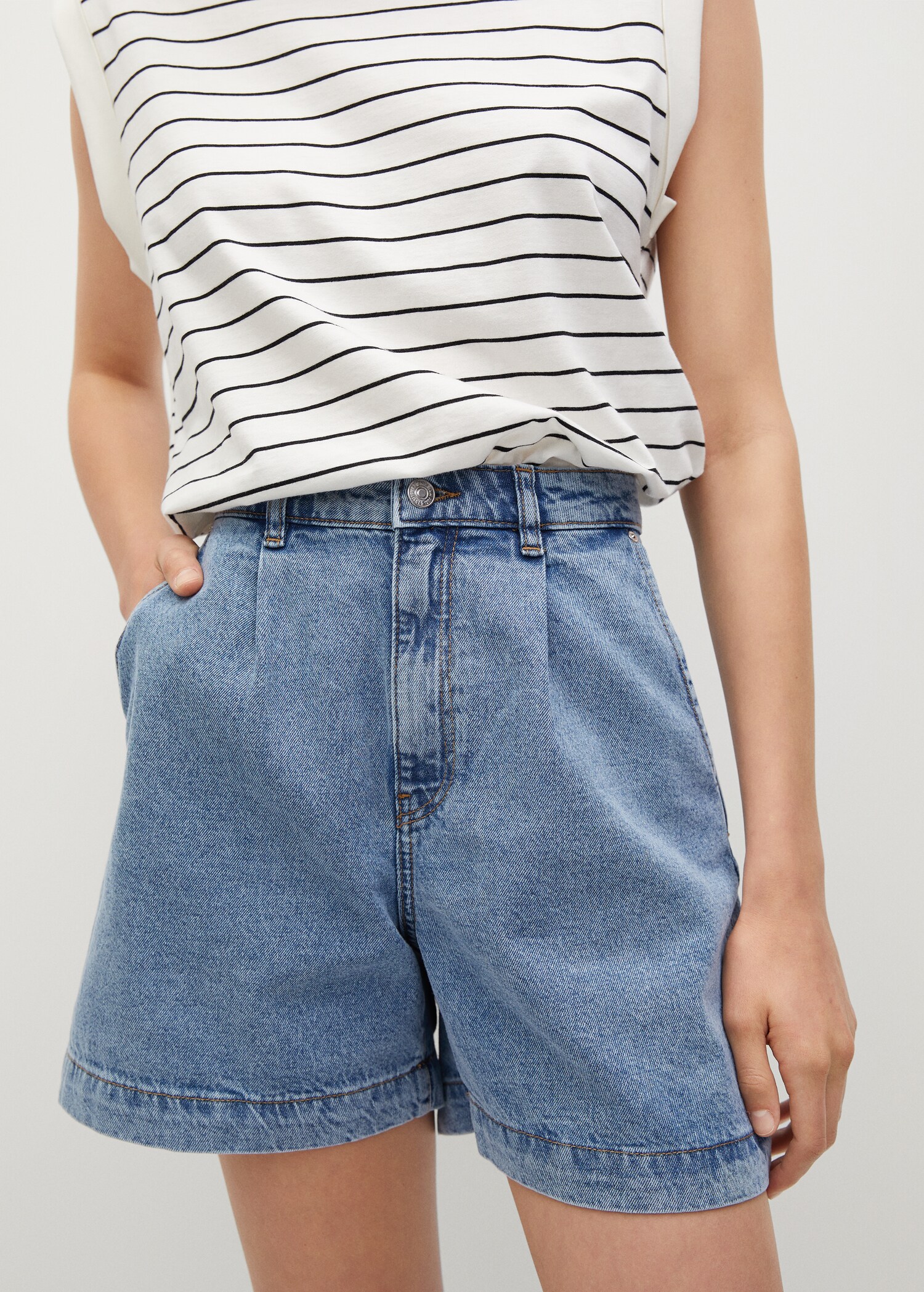 Slouchy shorts met bandplooien - Middenvlak