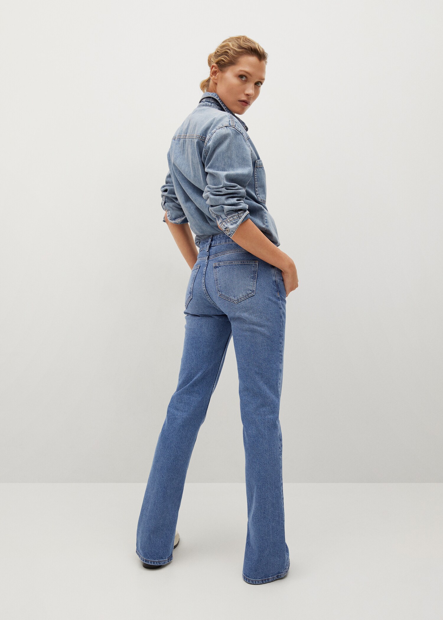 Jeans slim aberturas - Reverso del artículo
