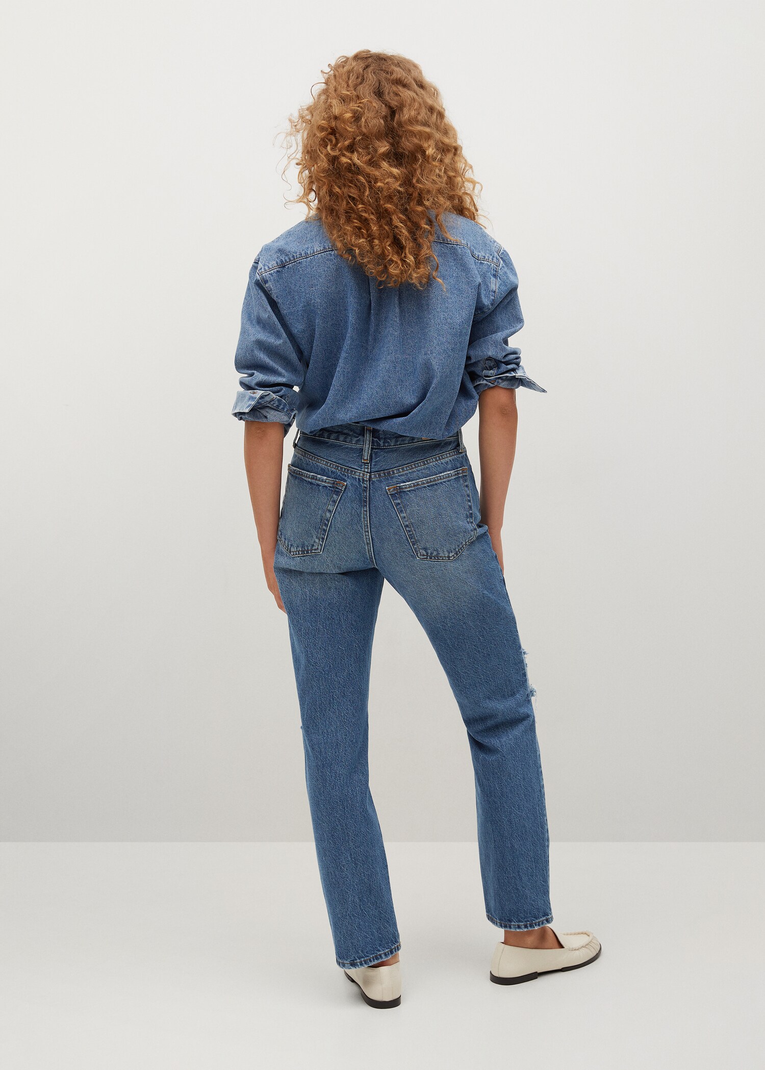 Jeans recto tiro medio rotos - Reverso del artículo