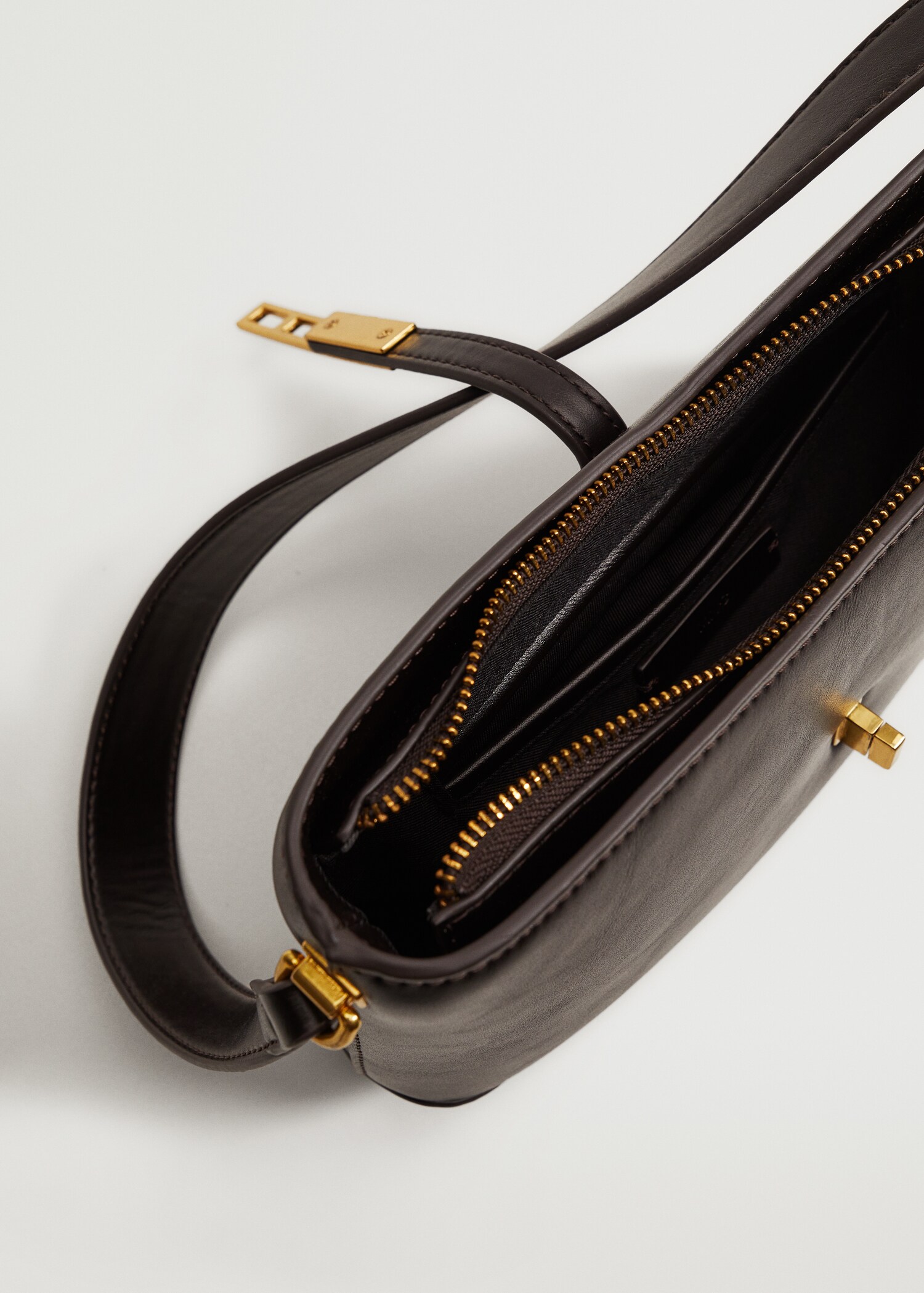 Buckle baguette bag - Details of the article 2