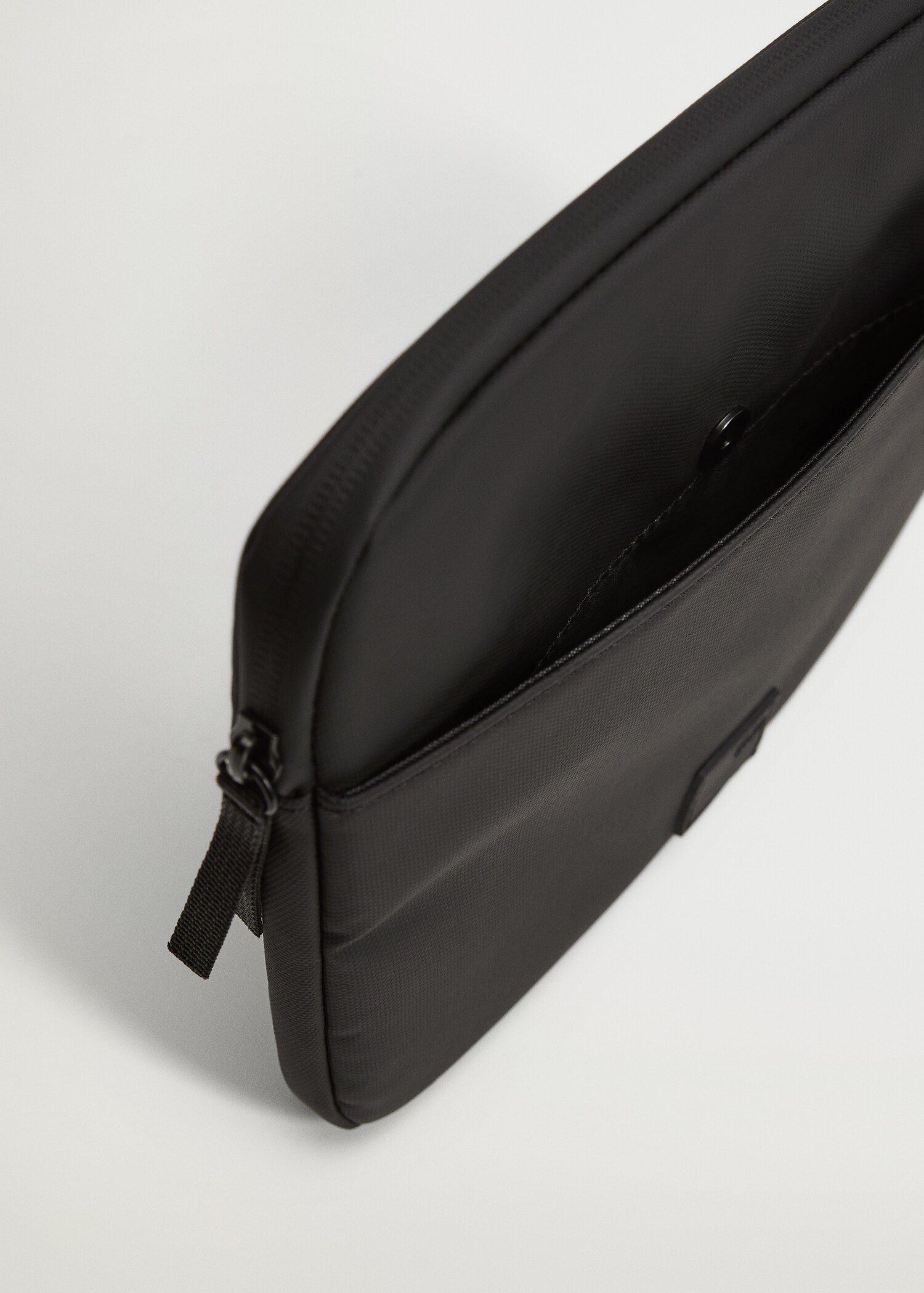 Pocketed tablet case - Details of the article 2