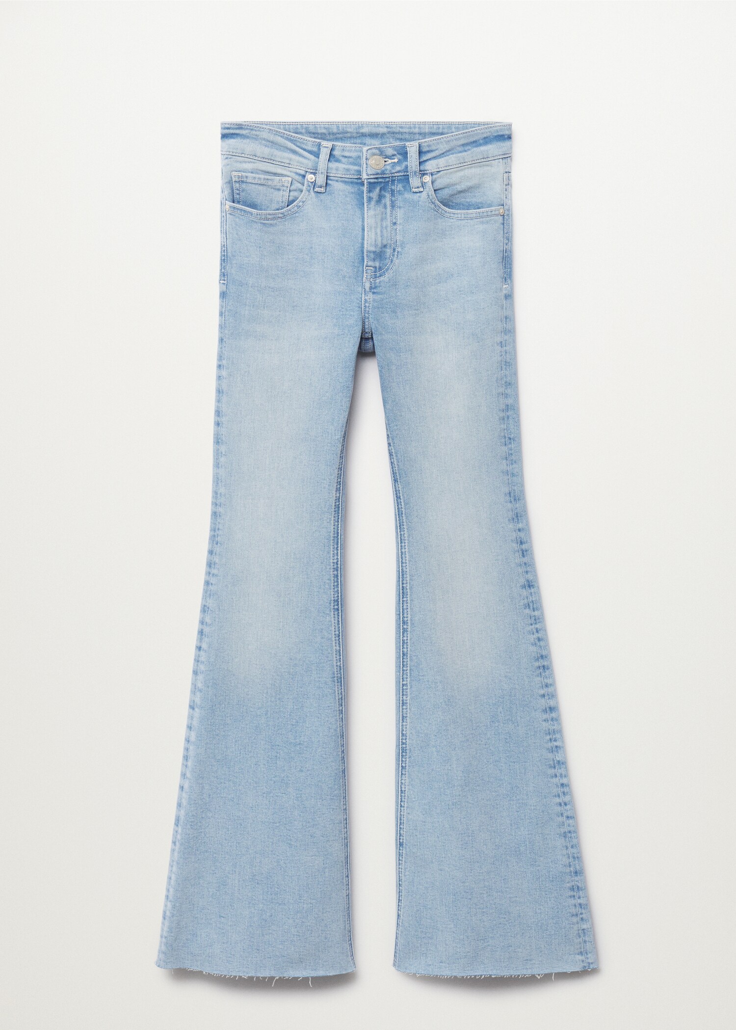 Jeans flare terminaciones deshilachadas - Artículo sin modelo