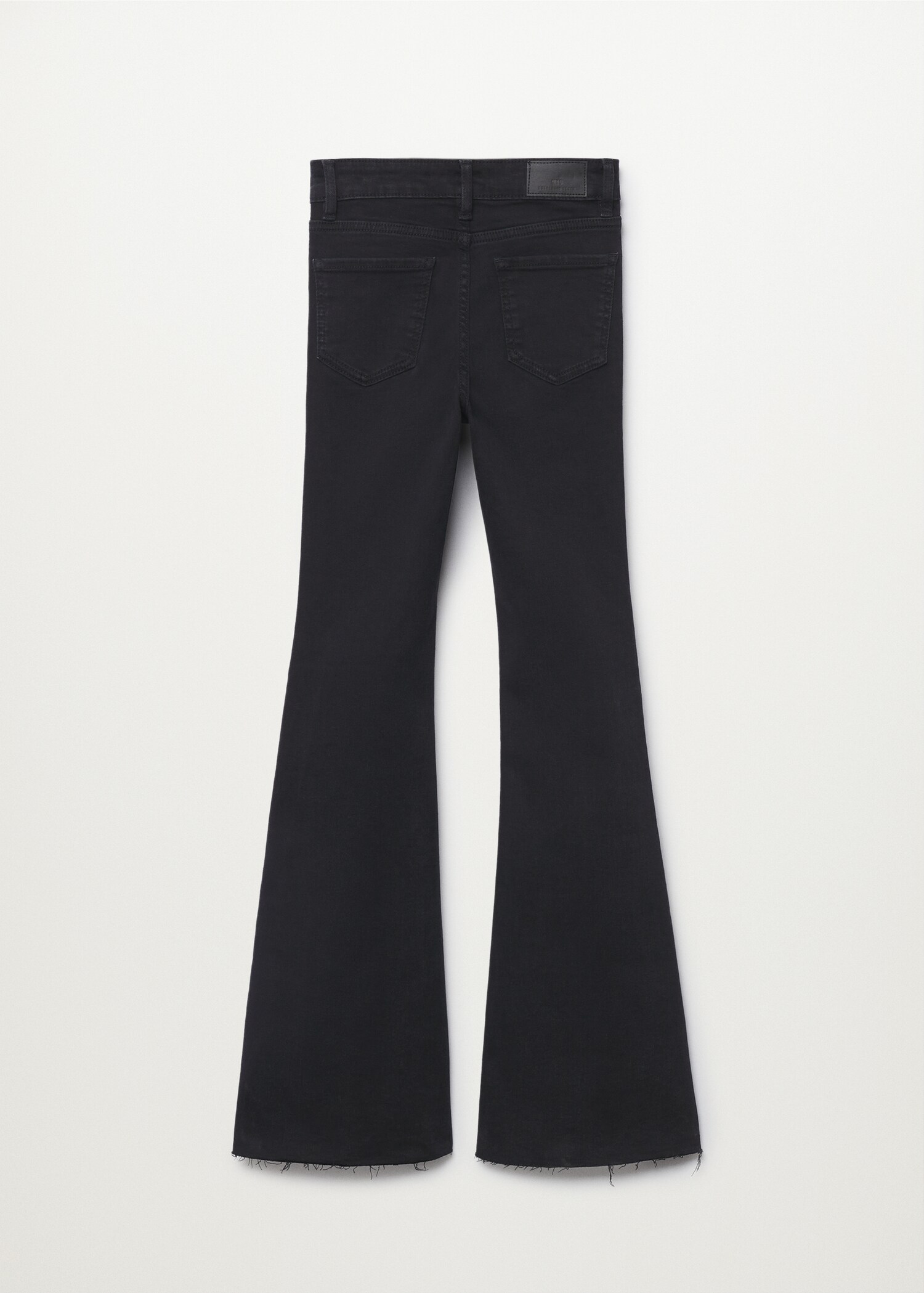 Jeans flare terminaciones deshilachadas - Reverso del artículo