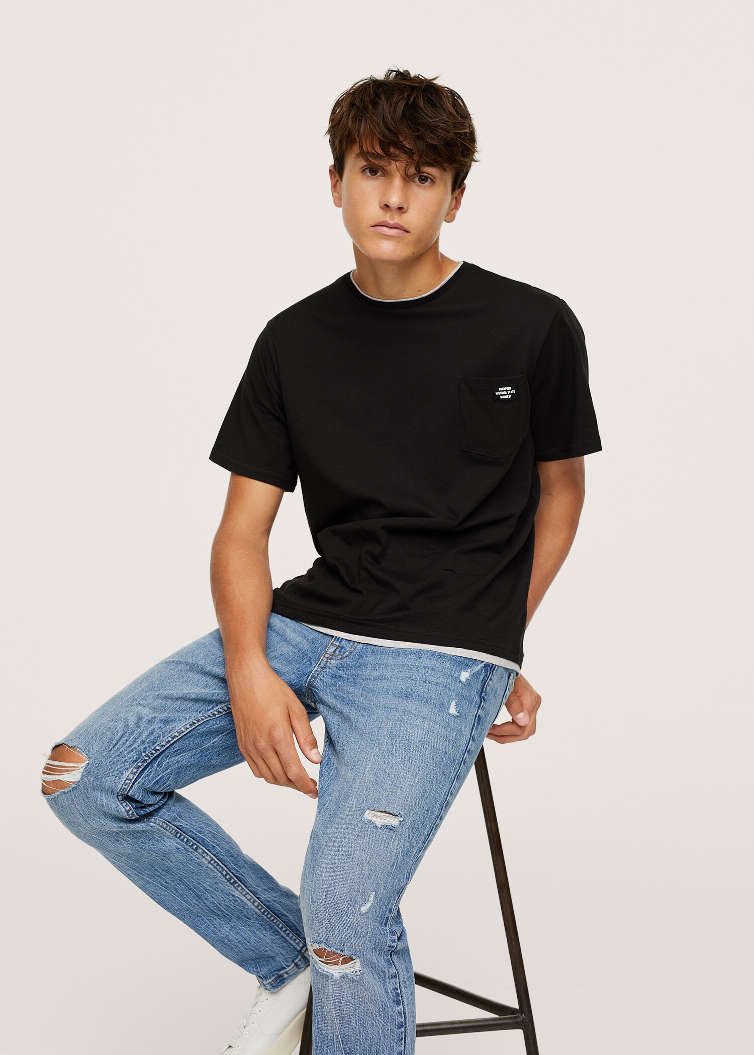 T-shirt coton poche - Plan moyen
