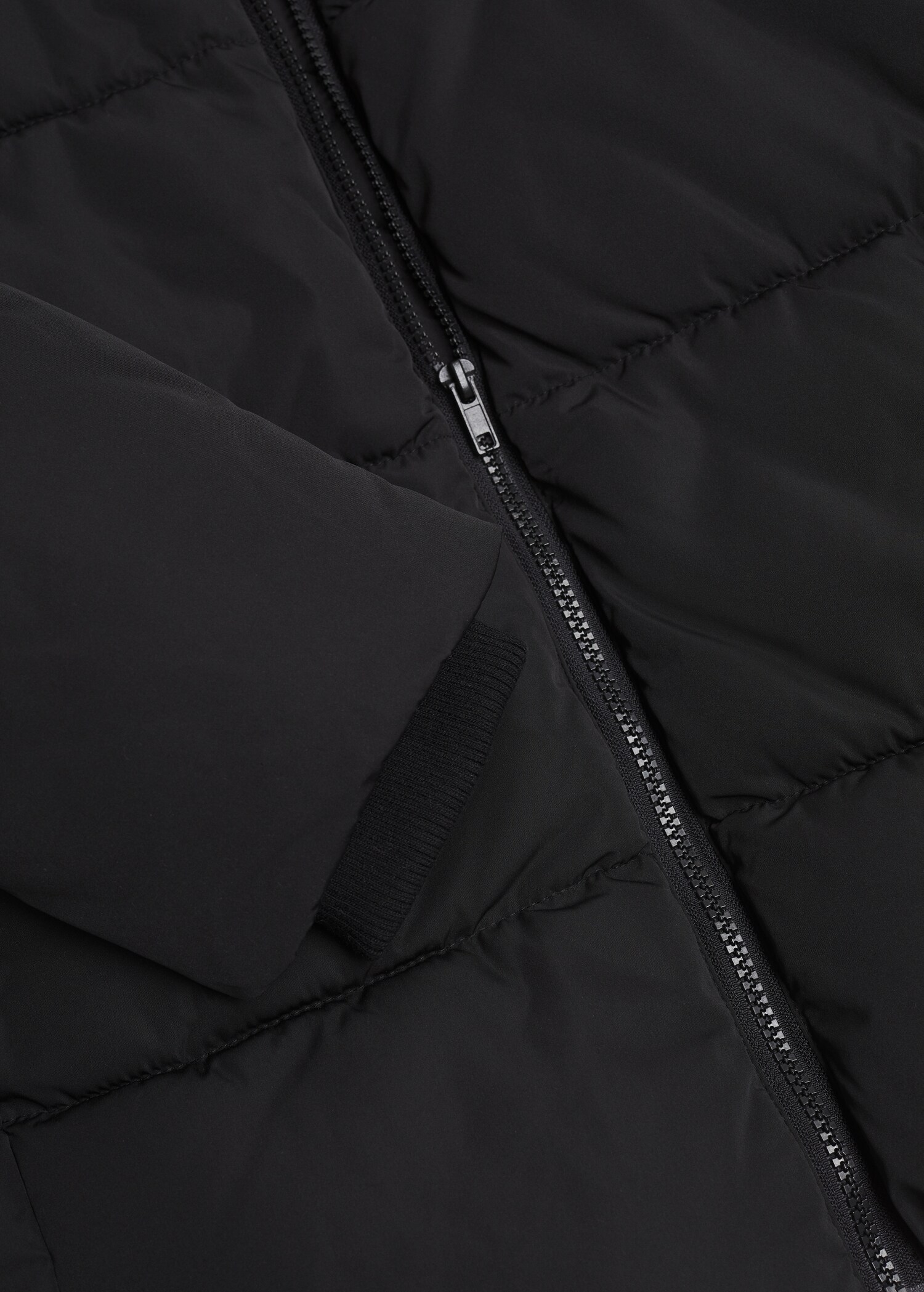 Prošívaná bunda s kapucí - Detail zboží 8