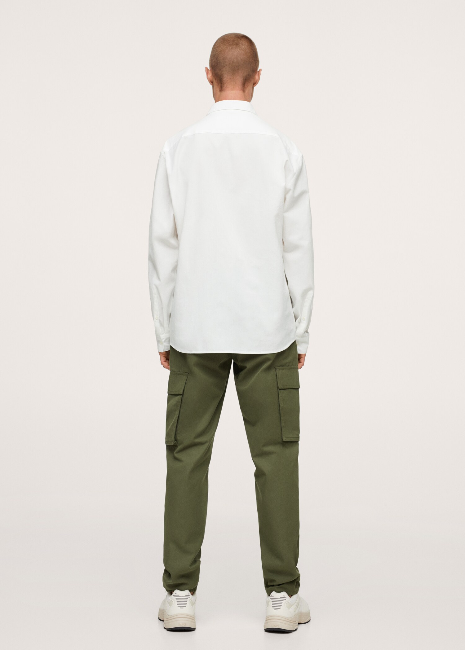 Relaxed-fit cotton shirt - Reverse of the article