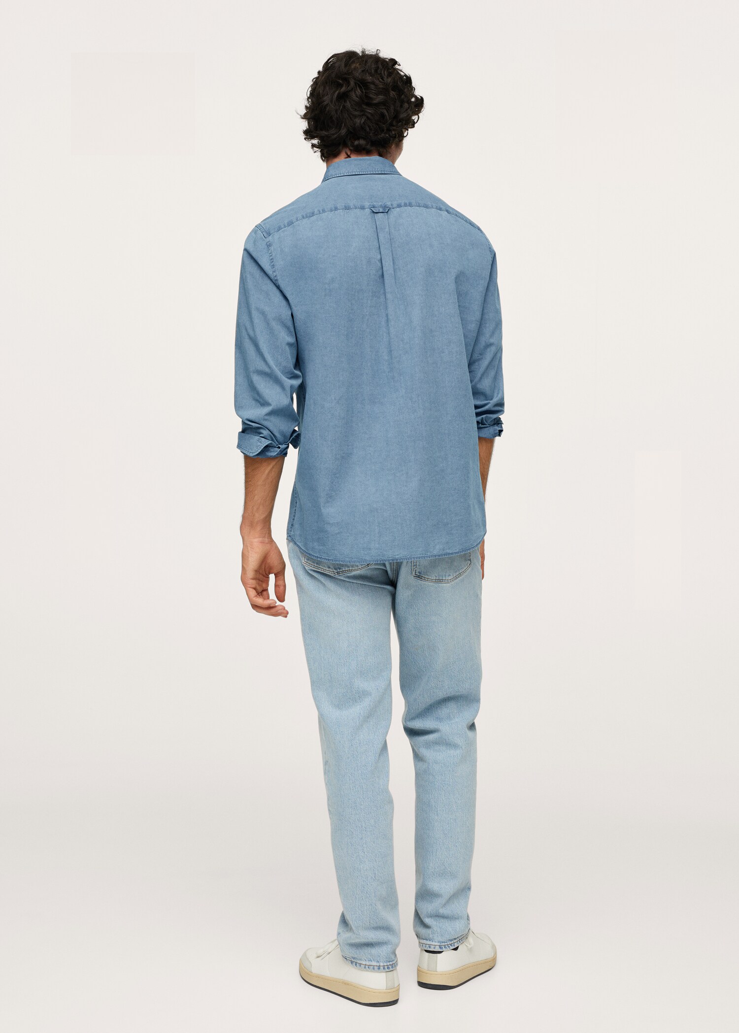 Regular Fit-Jeanshemd mit Tasche - Rückseite des Artikels