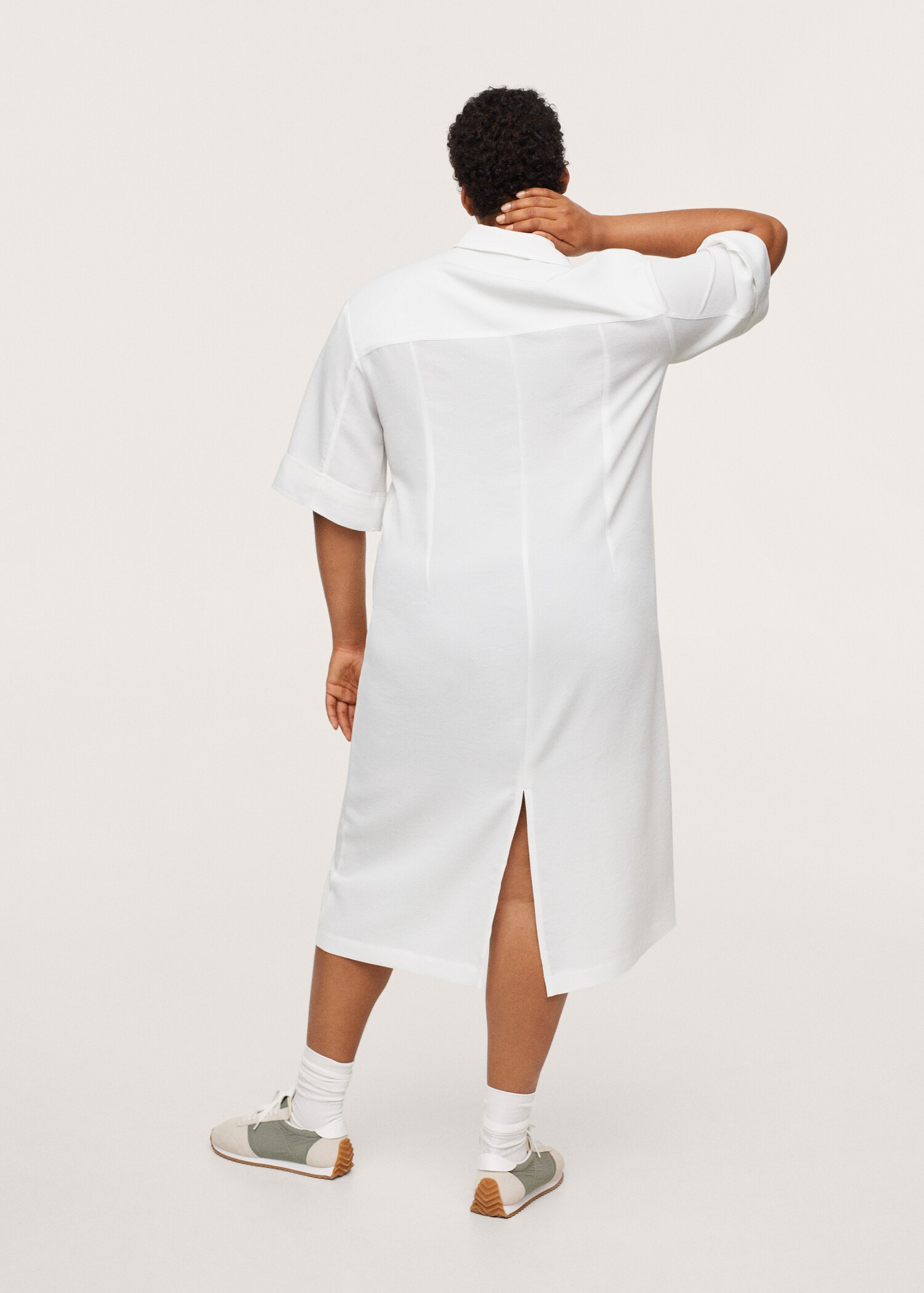 Vestido camisero textura - Reverso del artículo