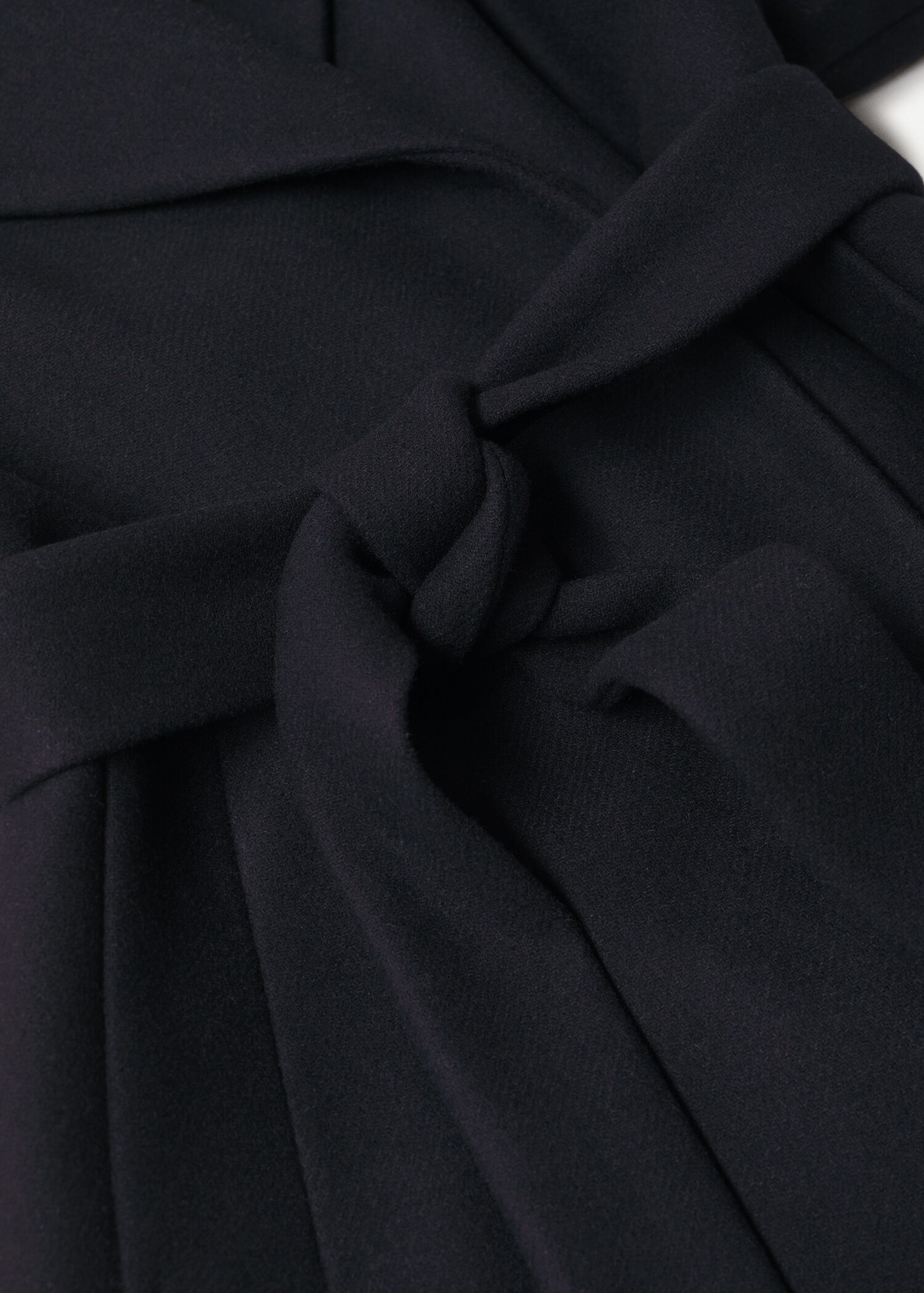 Wollmantel mit breitem Revers - Detail des Artikels 7