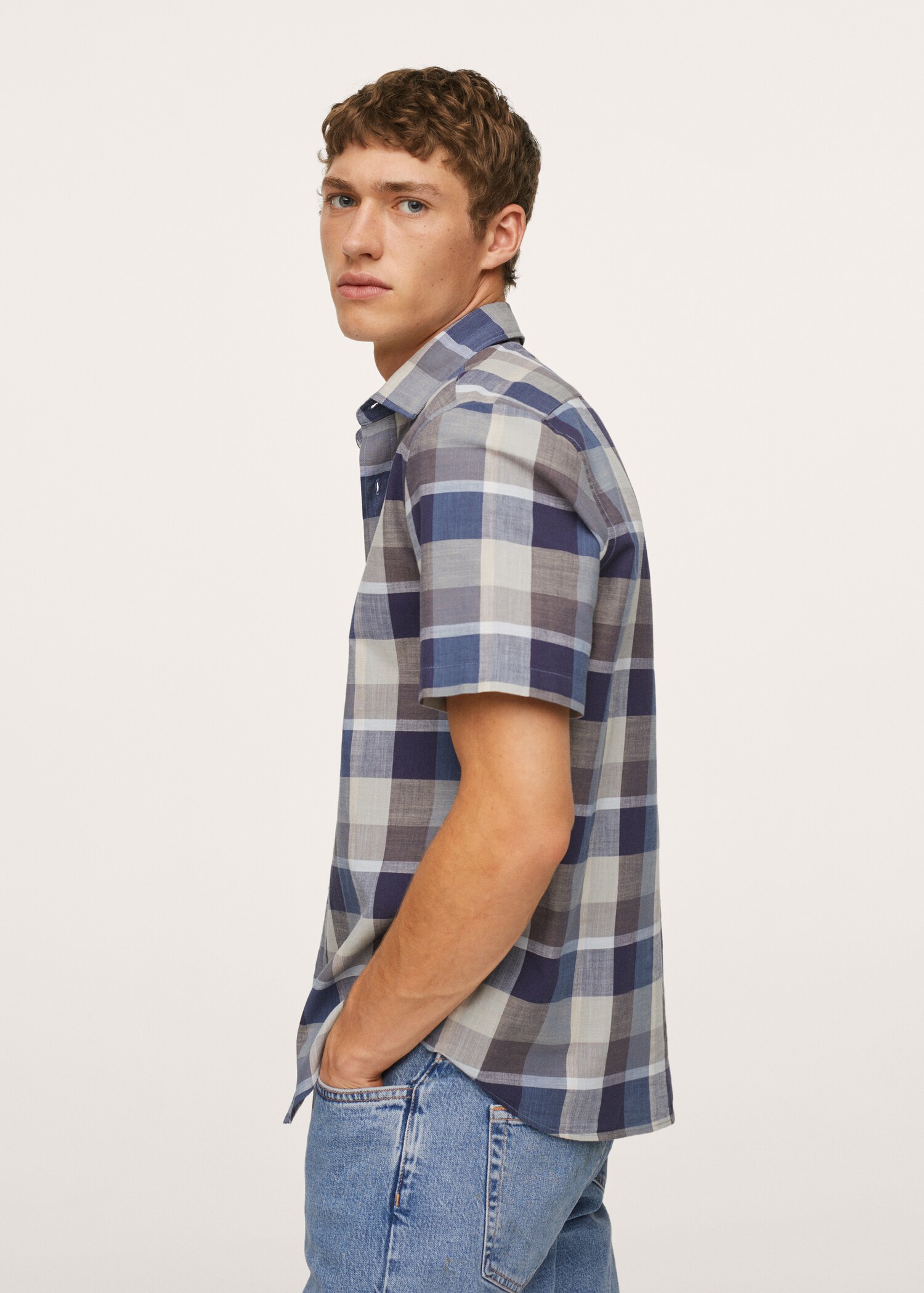 Check cotton shirt - Details of the article 2