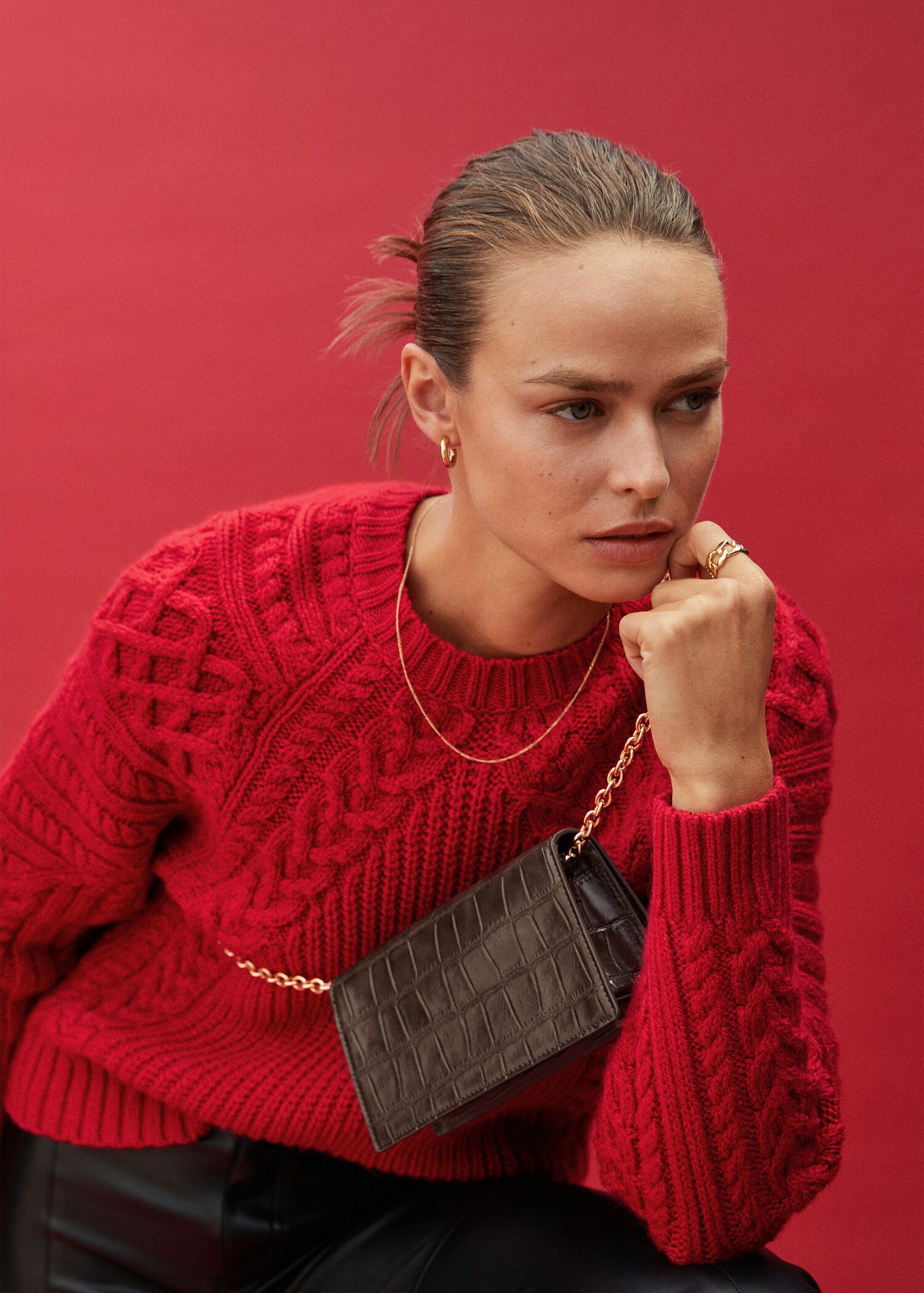 Contrasting knit sweater - Details of the article 5