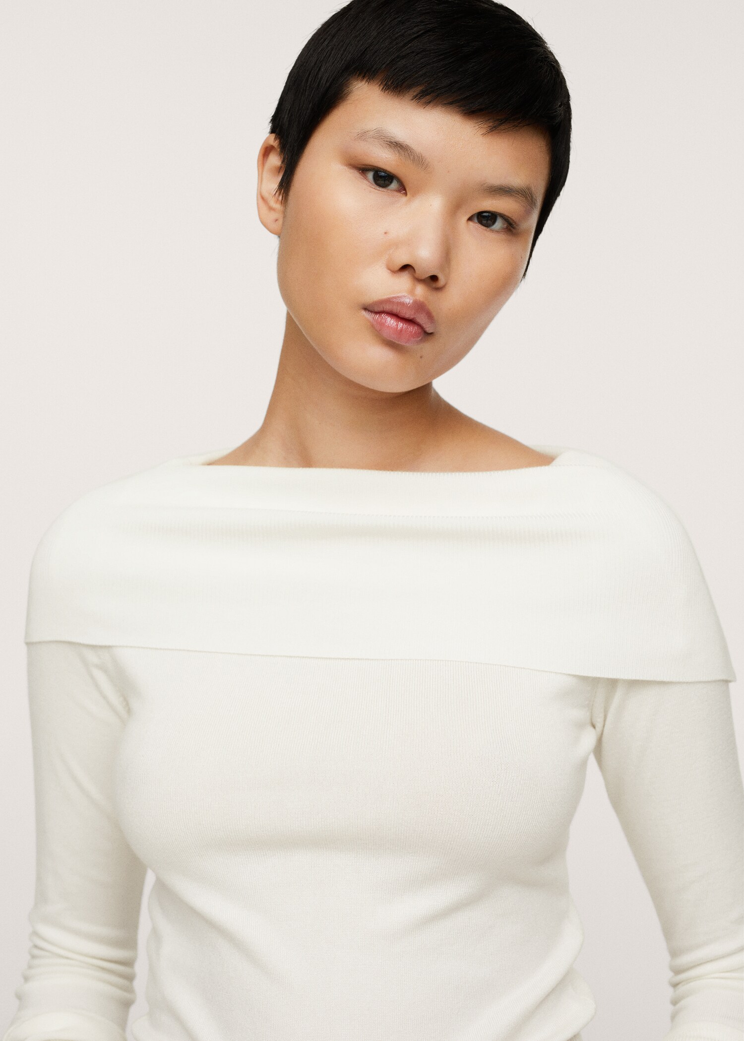 Boat-neck knitted sweater - Details of the article 1