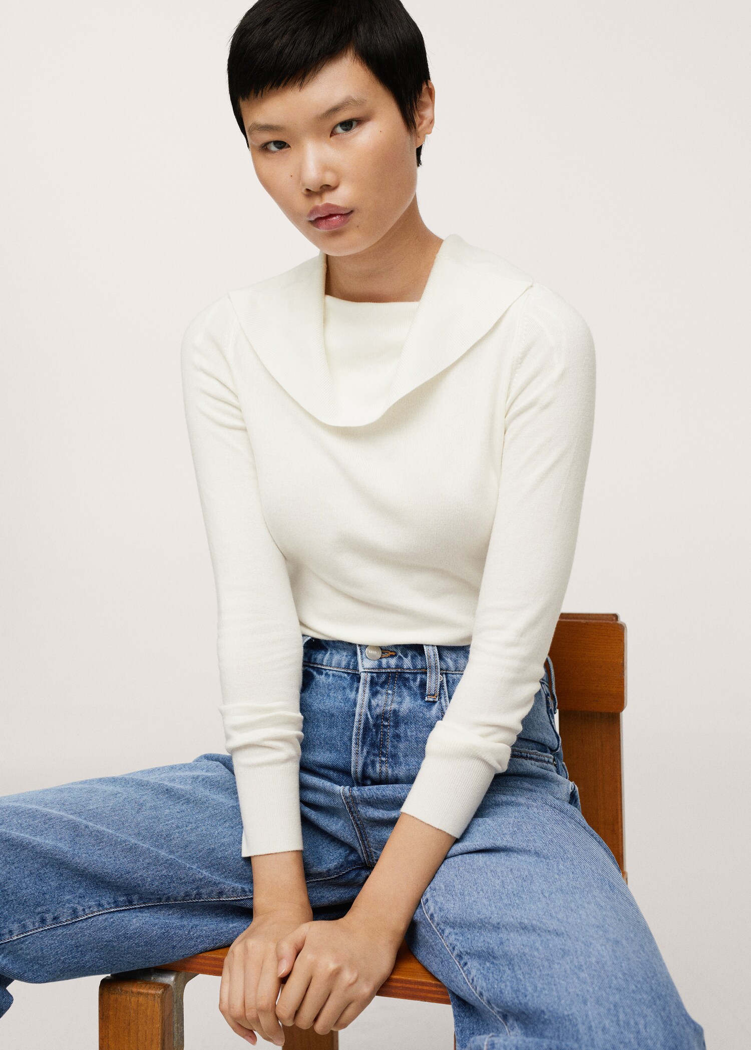 Boat-neck knitted sweater - Details of the article 3