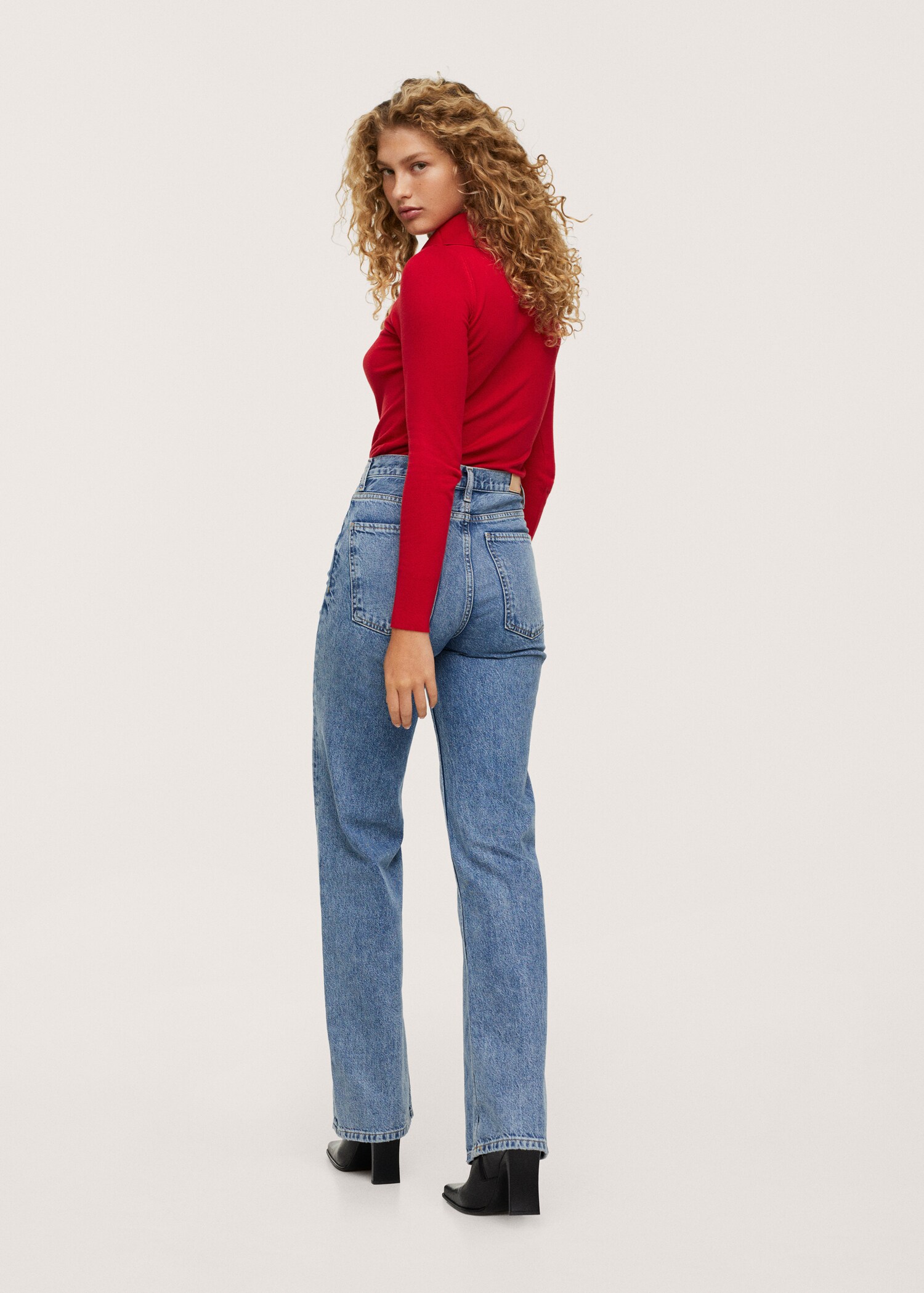 Boat-neck knitted sweater - Reverse of the article