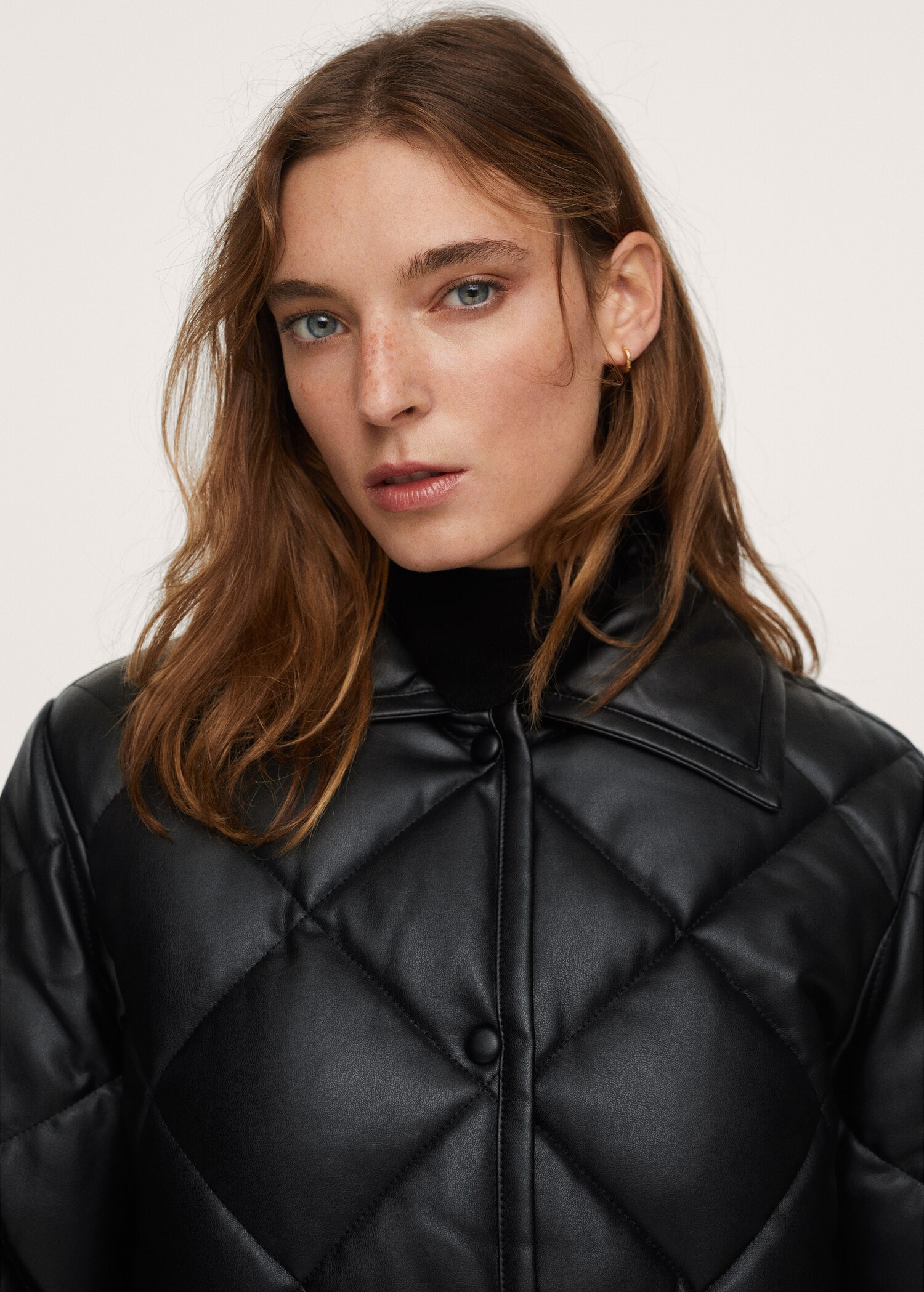 Quilted buttoned coat - Woman | MANGO OUTLET USA
