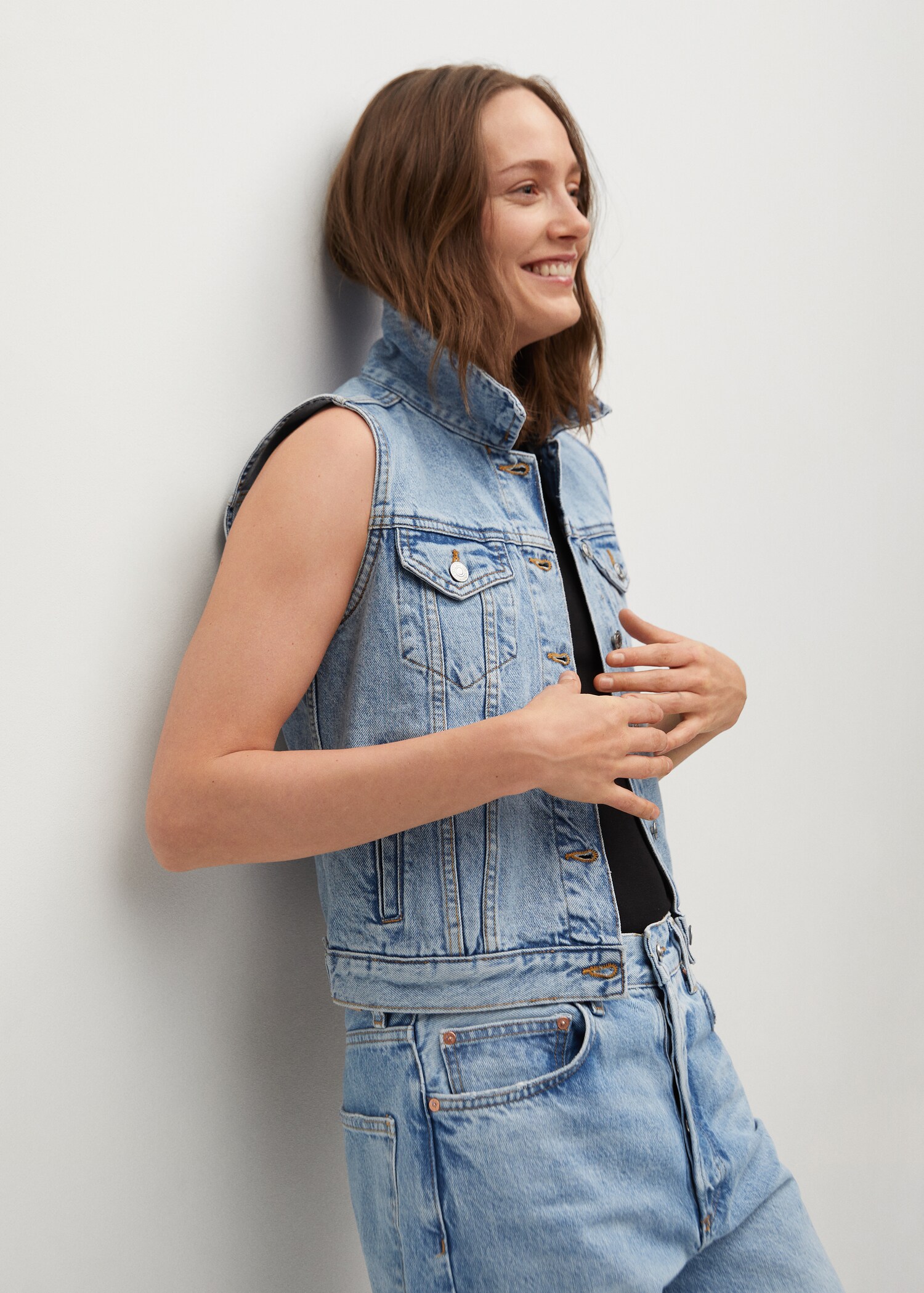 Chaleco denim bolsillos - Detalle del artículo 2