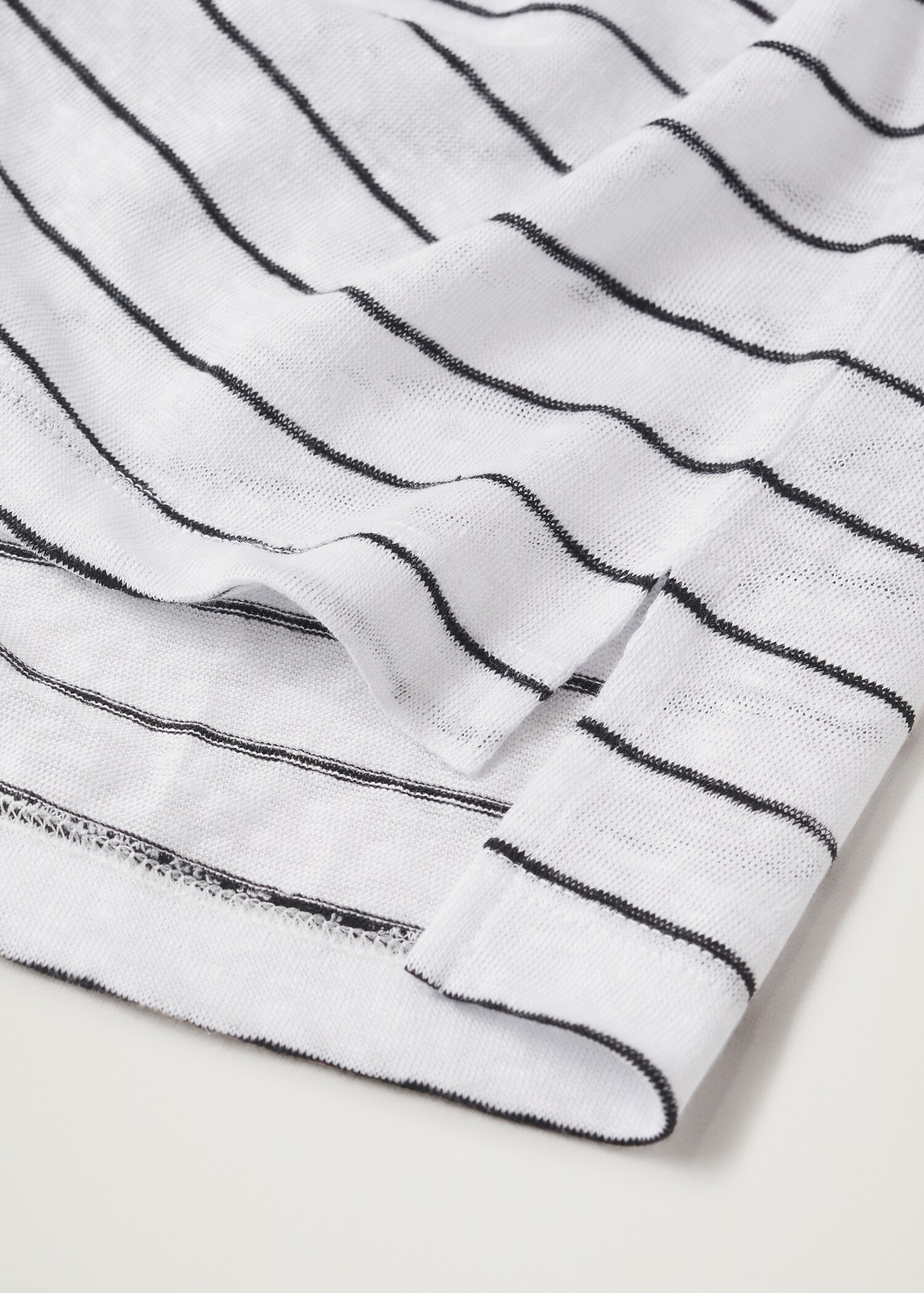100% linen t-shirt - Details of the article 8