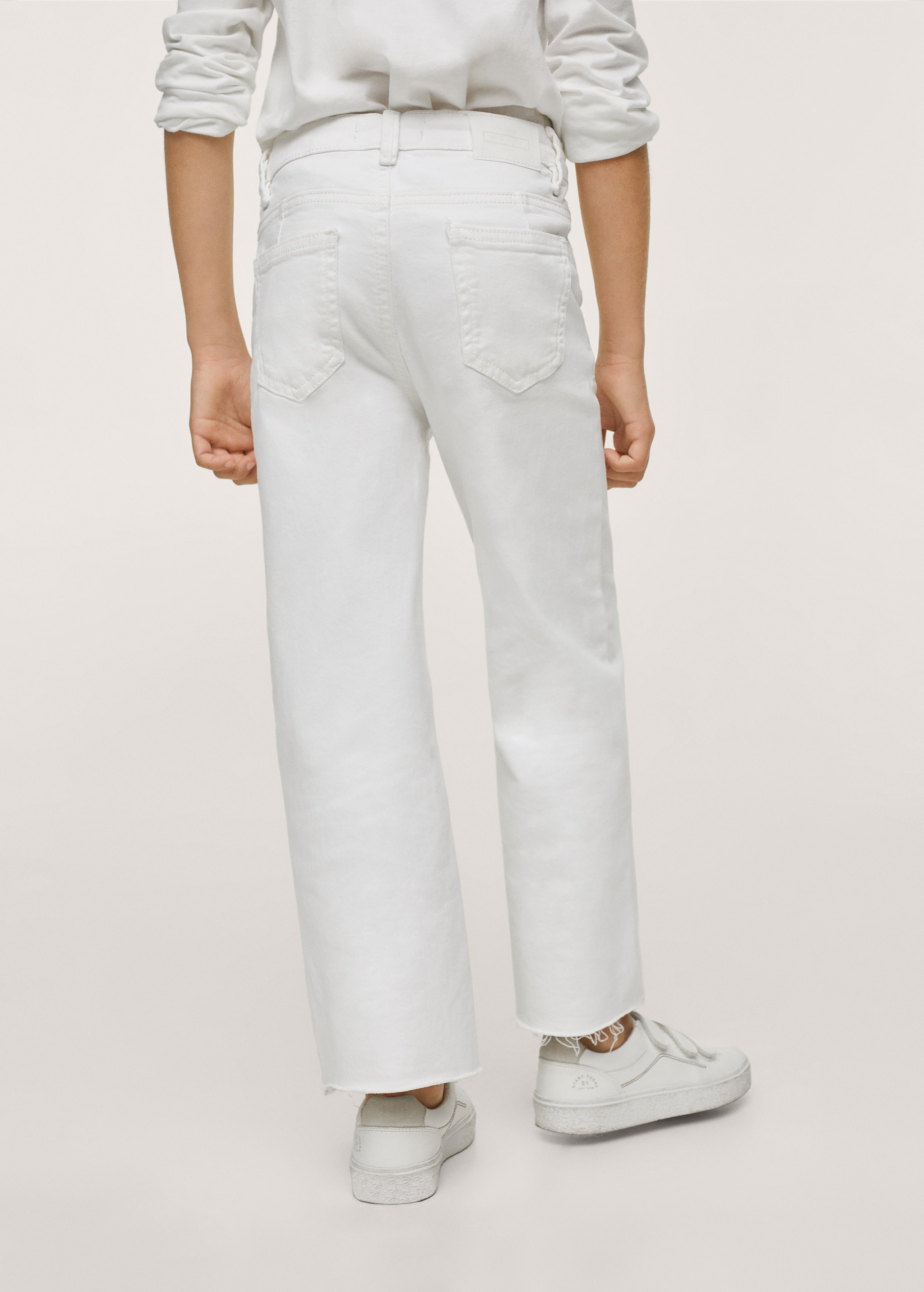 Culotte-Jeans mit ausgefranstem Saum - Rückseite des Artikels